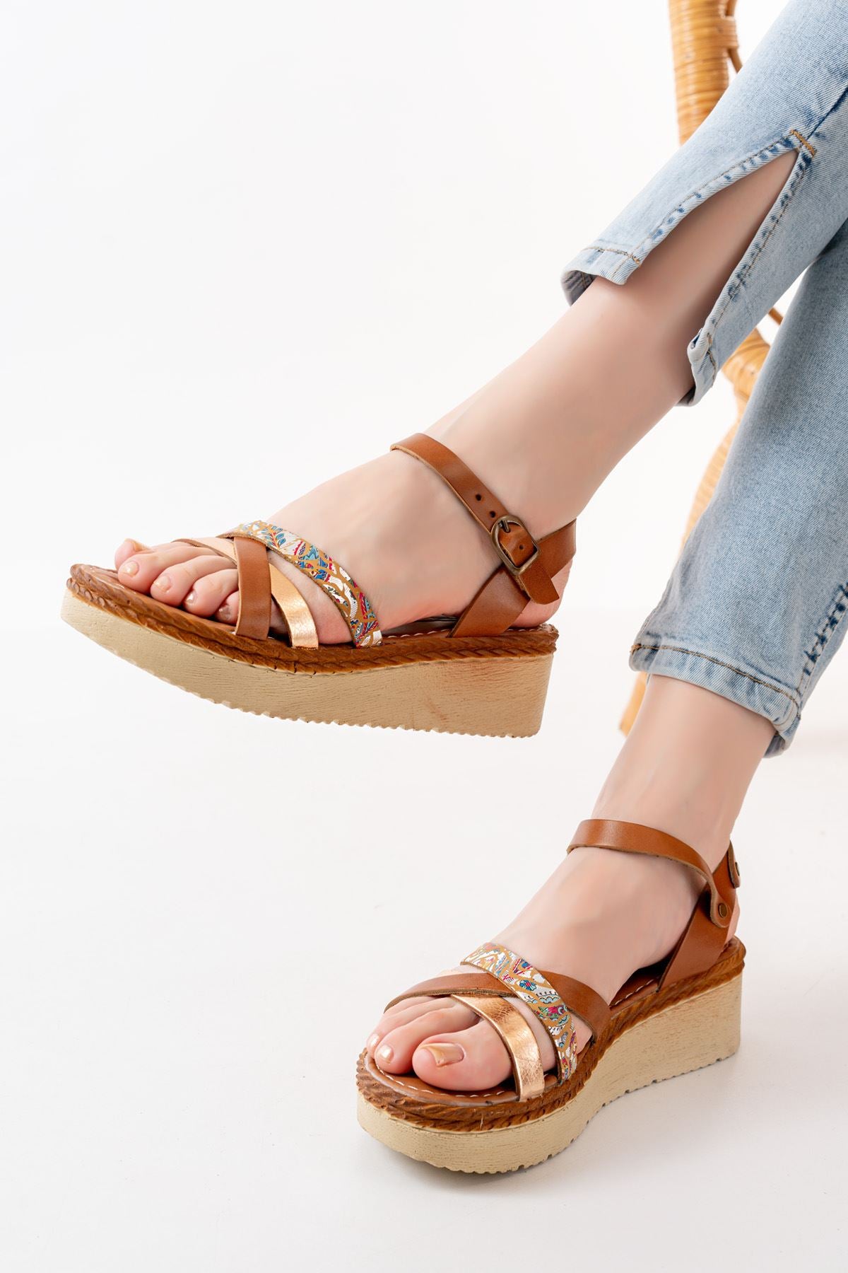 Ayakkabı Aşkı Taba Garni Ortopedik Hakiki Deri Dolgu Kadın Sandalet