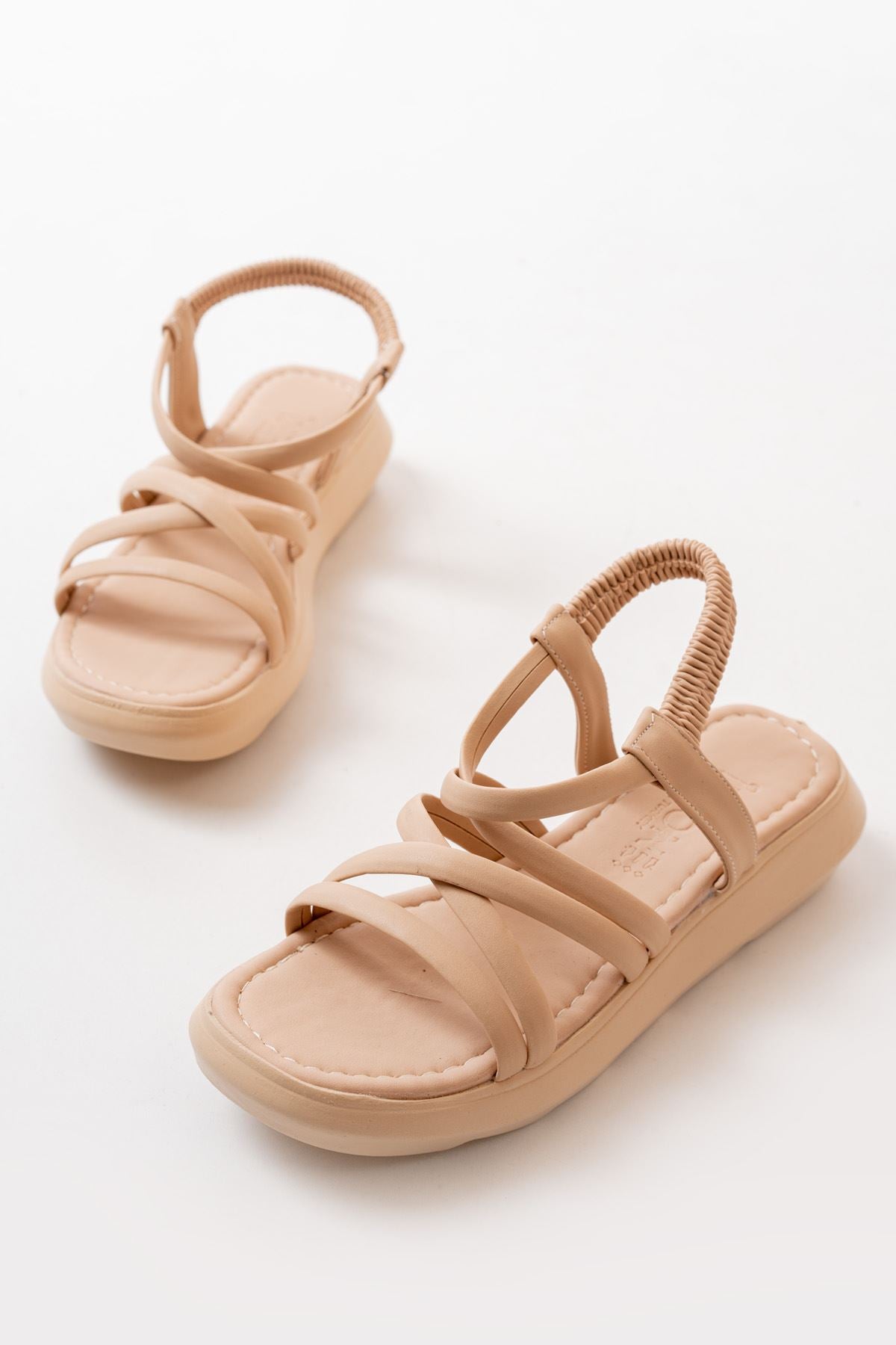 Ayakkabı Aşkı Nut Lastikli Günlük Kadın Sandalet