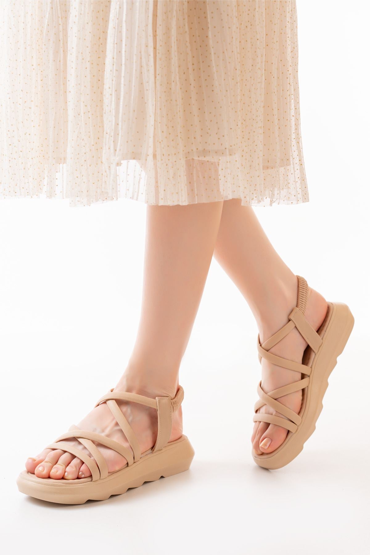 Ayakkabı Aşkı Nut Lastikli Günlük Kadın Sandalet