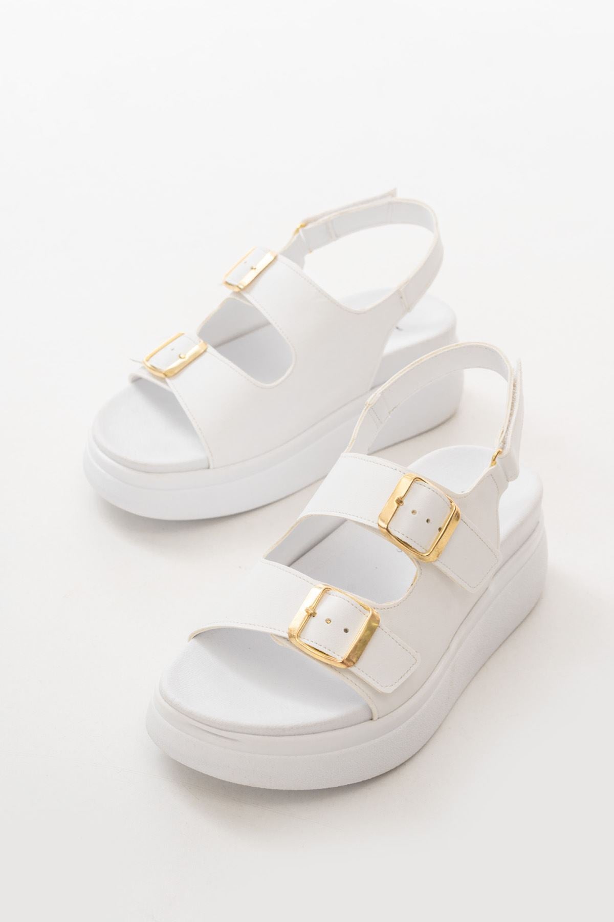 24422-1185 Beyaz Dolgu Topuk Kadın Sandalet - Beyaz