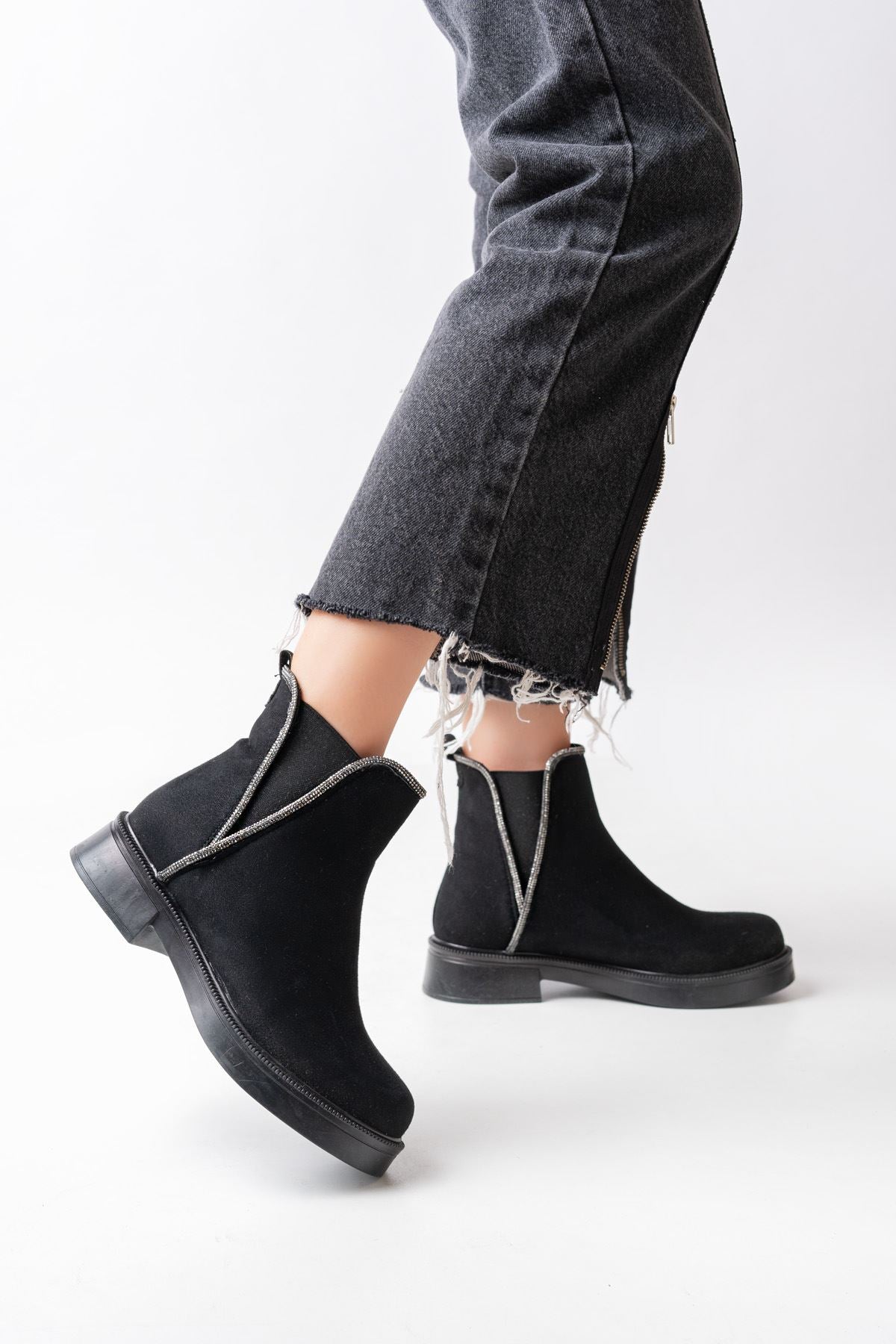 Ayakkabı Aşkı Siyah Süet Taş Aksesuarlı Lastikli Günlük Kadın Bot