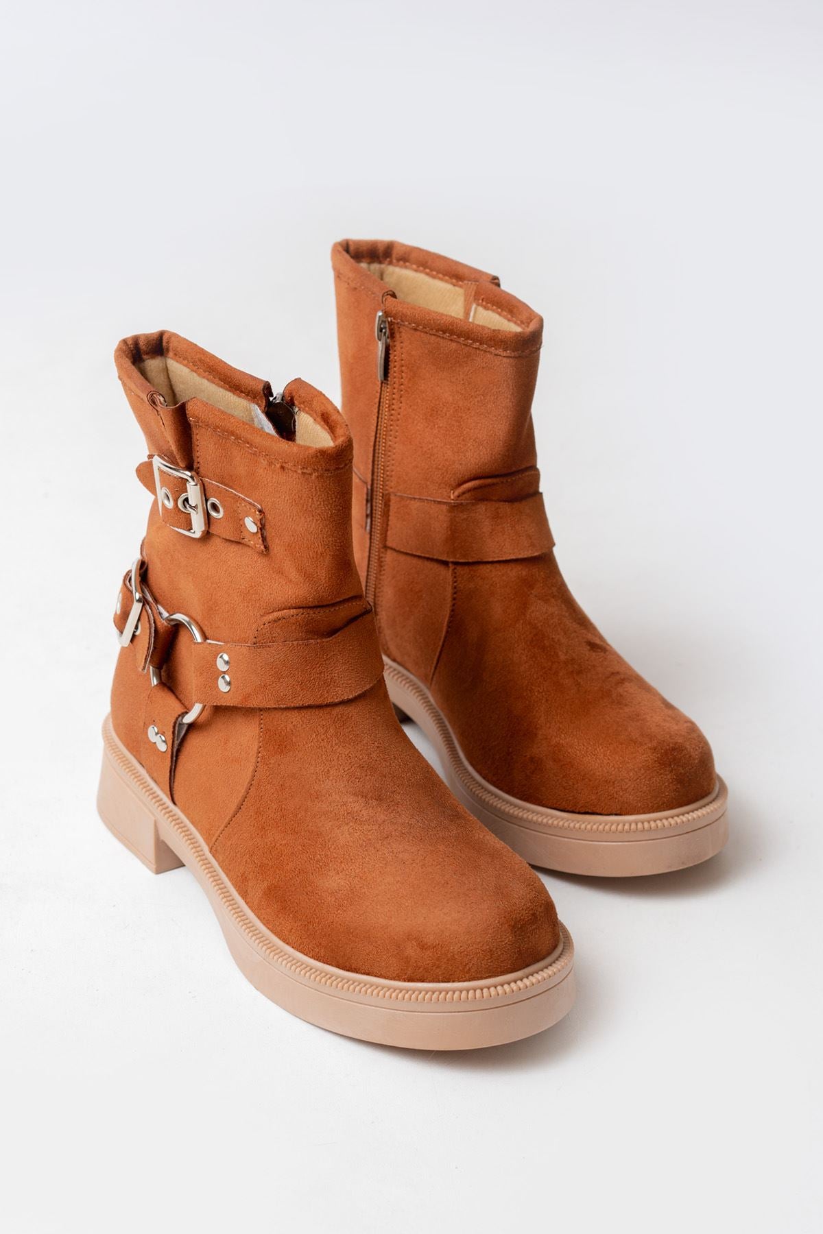 Ayakkabı Aşkı Taba Süet Toka Aksesuarlı Fermuarlı Günlük Kadın Bot