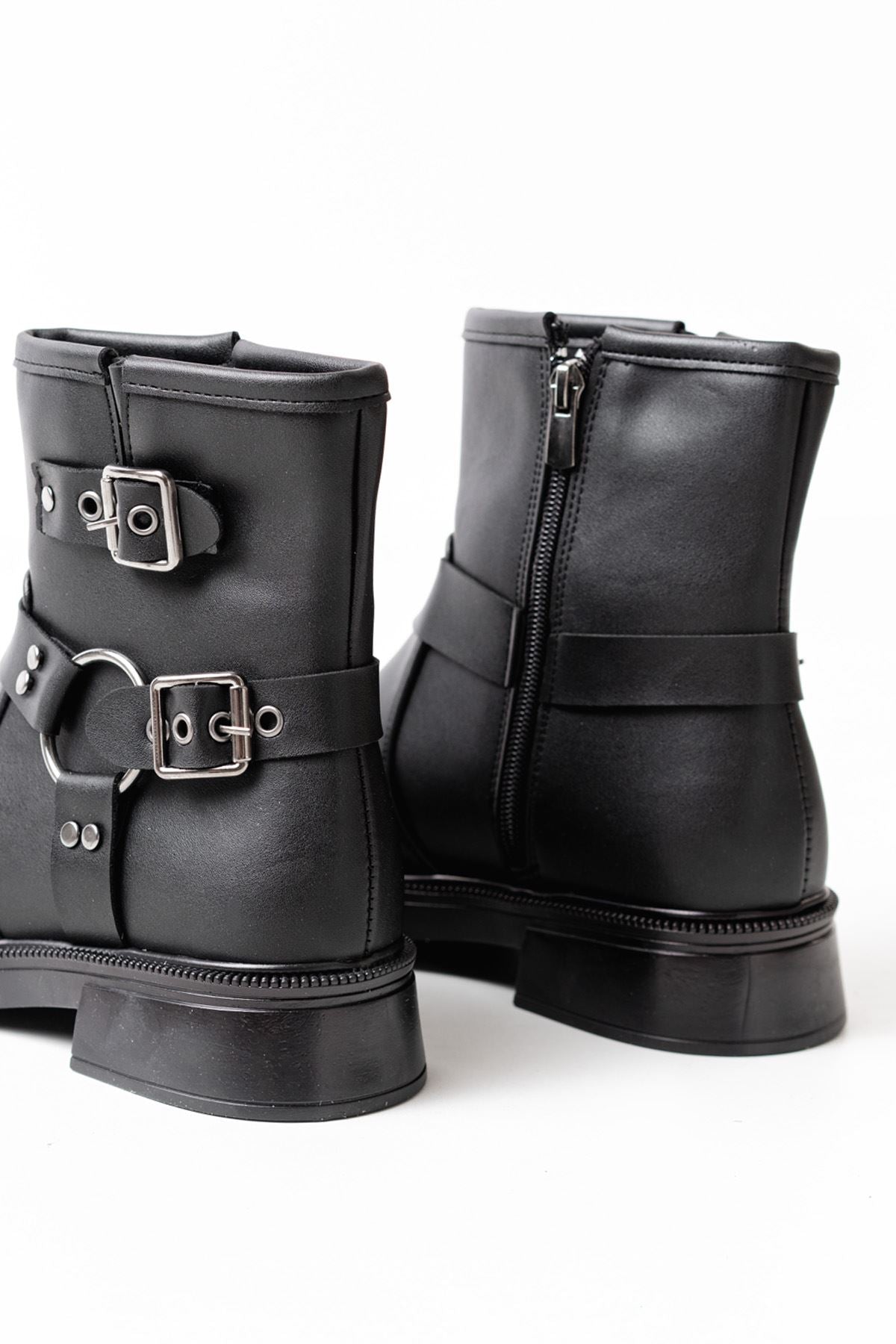 Ayakkabı Aşkı Siyah Toka Aksesuarlı Fermuarlı Günlük Kadın Bot