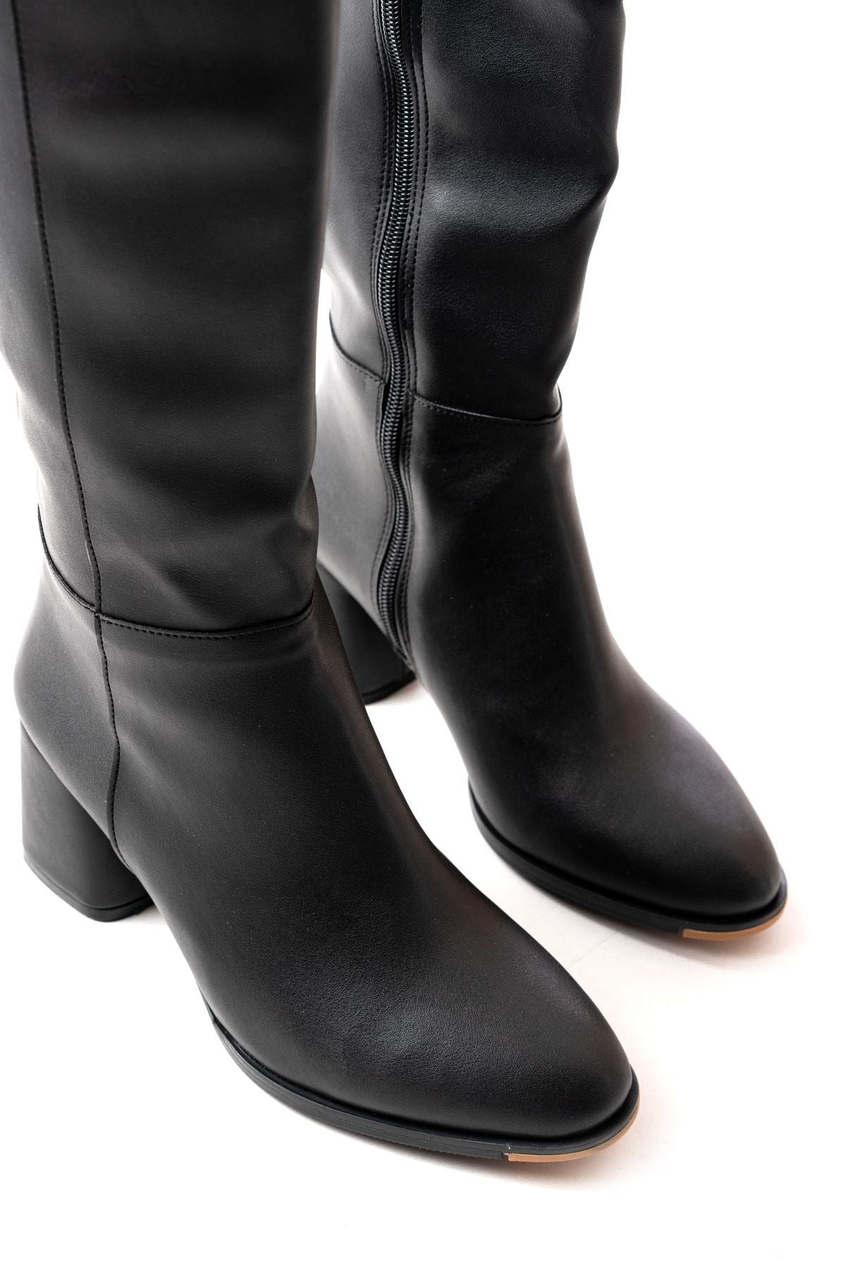 Ayakkabı Aşkı Siyah Topuklu Fermuarlı Günlük Kadın Çizme