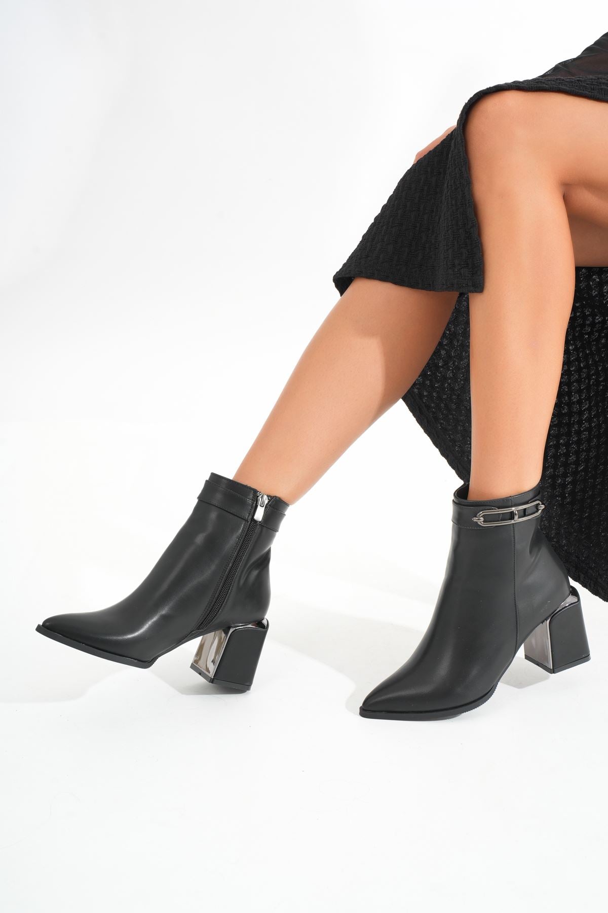Ayakkabı Aşkı Siyah Fermuarlı Topuklu Kadın Günlük Bot