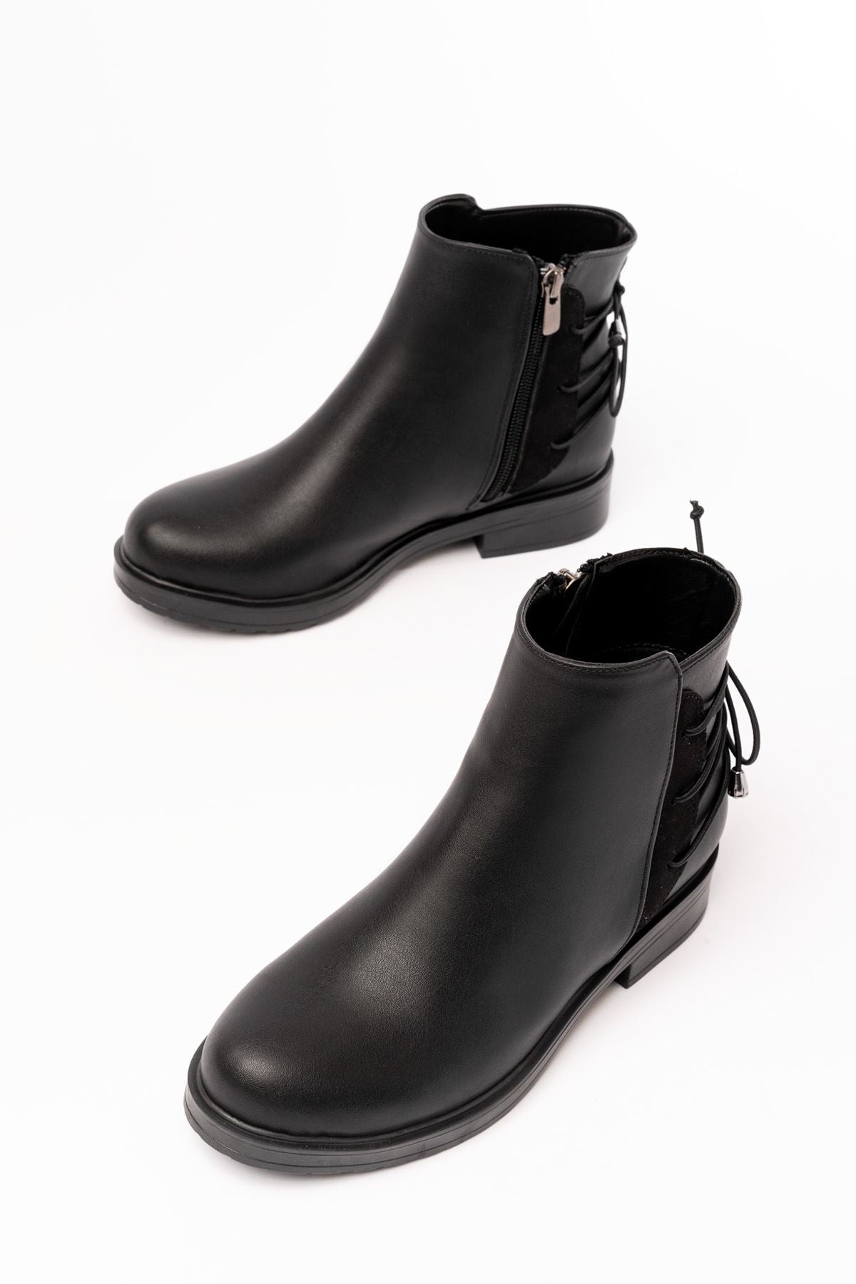 Ayakkabı Aşkı Siyah Arka Bağcık Aksesuarlı Fermuarlı Günlük Kadın Bot