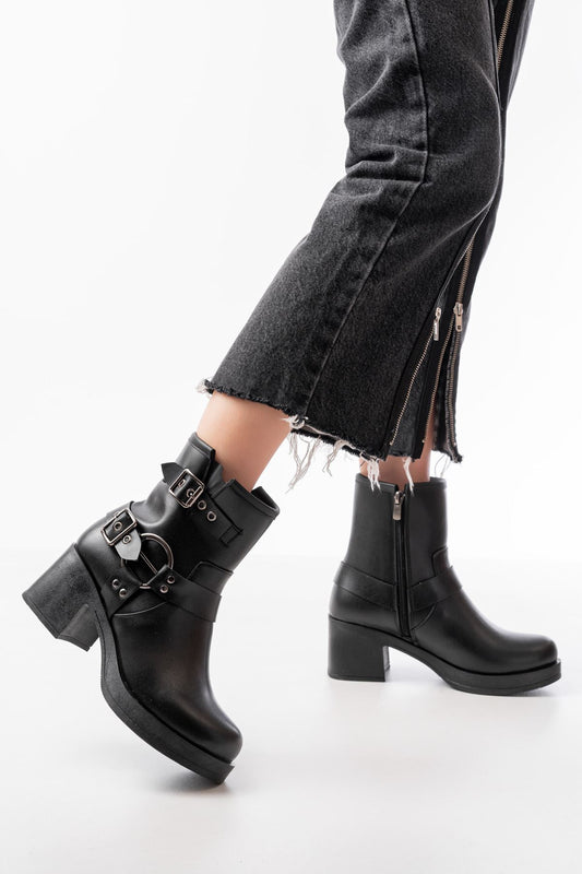 Ayakkabı Aşkı Siyah Toka Aksesuarlı Fermuarlı Topuklu Günlük Kadın Bot