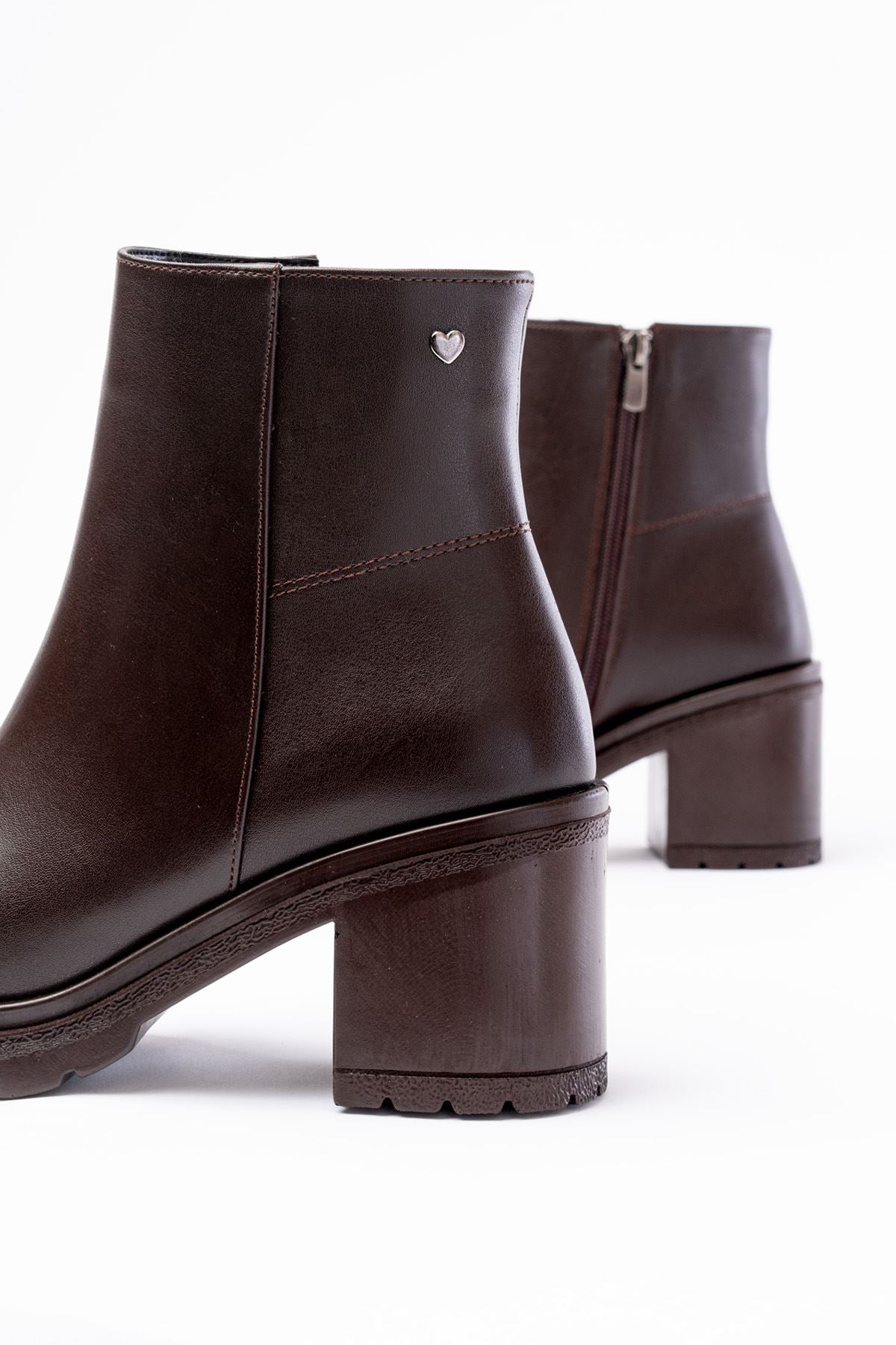 Ayakkabı Aşkı Kahverengi Fermuarlı Kalın Topuklu Günlük Kadın Bot