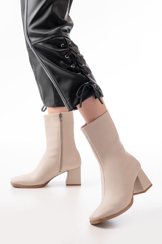 MSK-032 Bej Topuklu Fermuarlı Kadın Bot - Bej