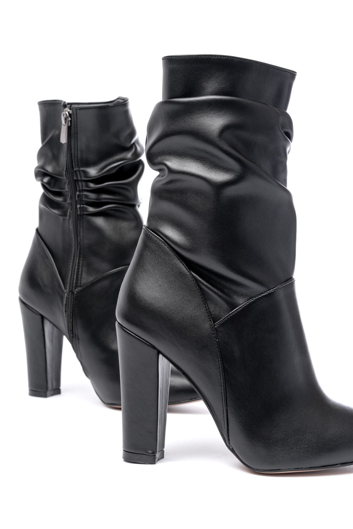 Ayakkabı Aşkı Siyah Yüksek Kalın Topuklu Körüklü Fermuarlı Kadın Bot