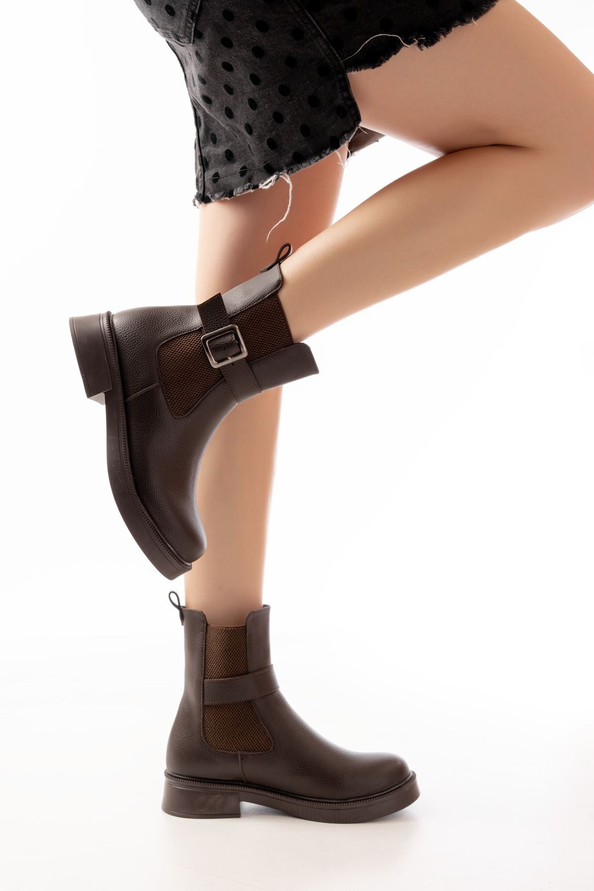 Ayakkabı Aşkı Kahverengi Toka Aksesuarlı Lastikli Günlük Kadın Bot