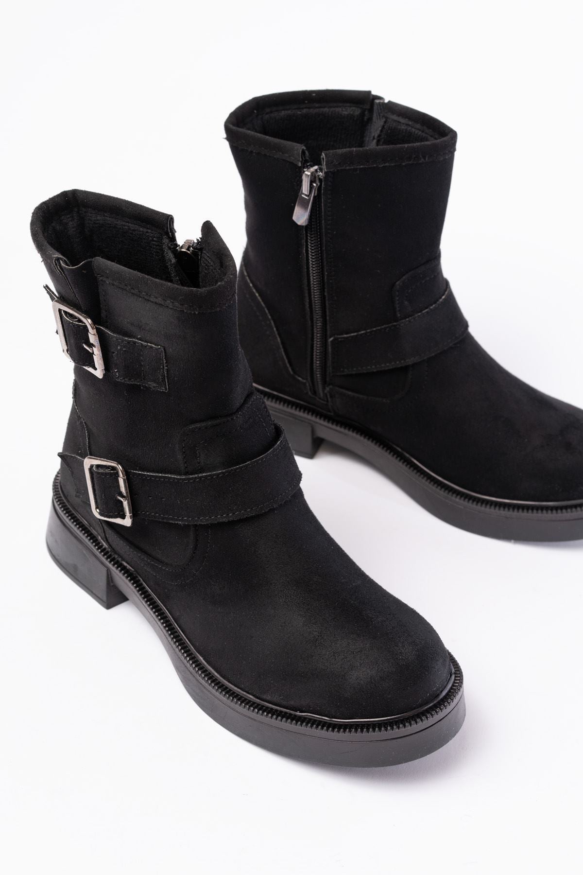 Ayakkabı Aşkı Siyah Süet Toka Aksesuarlı Günlük Kadın Bot