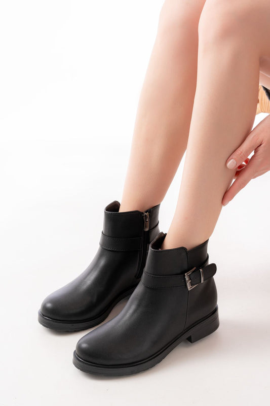 Ayakkabı Aşkı 165-204/1 Siyah Toka Aksesuarlı Fermuarlı Günlük Kadın Bot