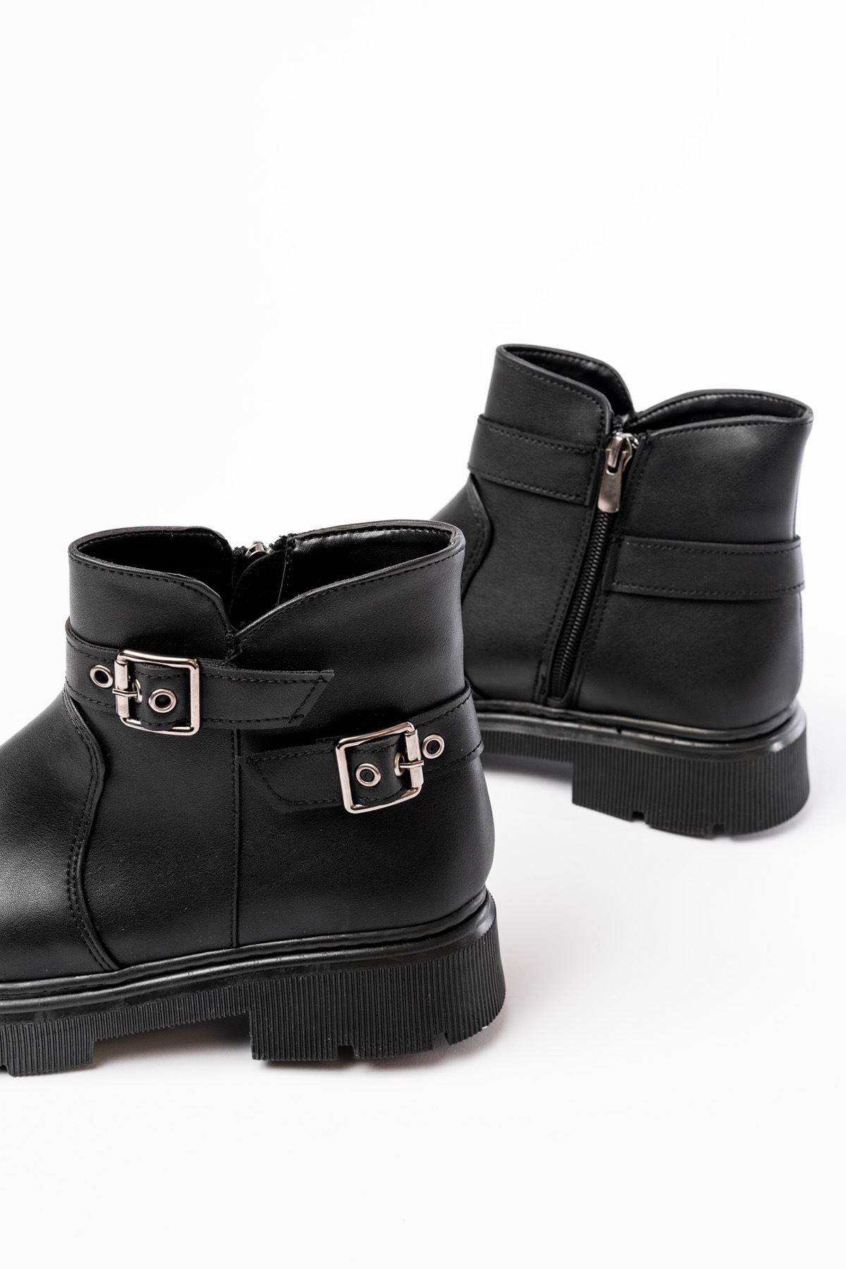 Ayakkabı Aşkı Siyah Toka Aksesuarlı Fermuarlı Günlük Kadın Bot