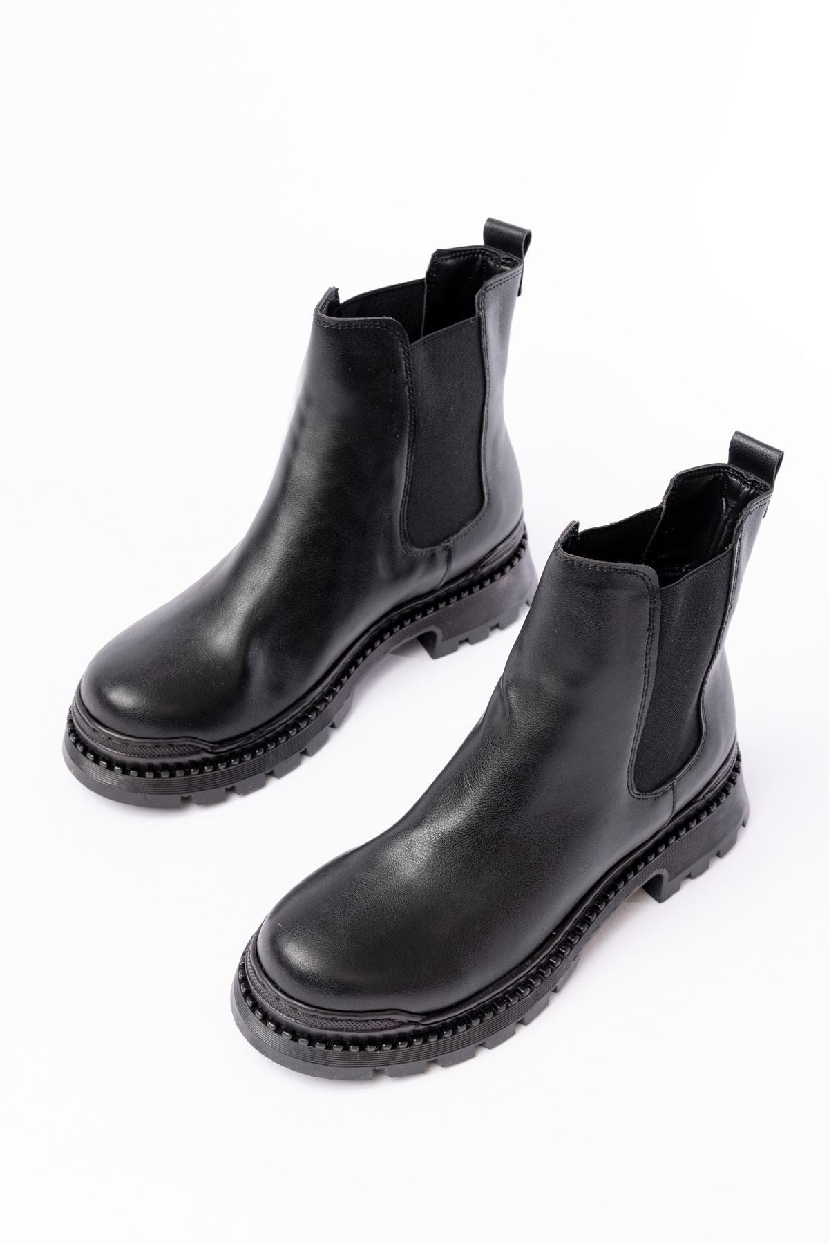 Ayakkabı Aşkı Siyah Lastikli Günlük Kadın Bot