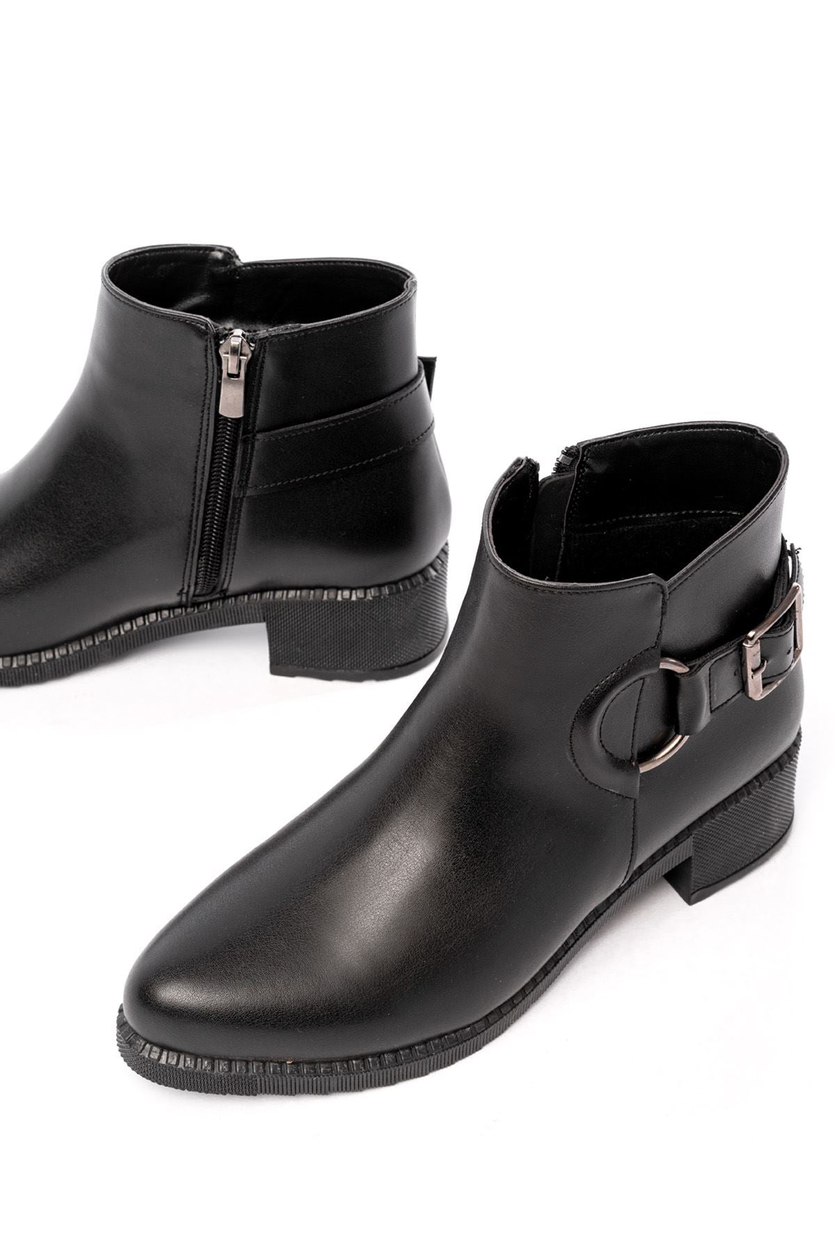 270-3030 Siyah Toka Aksesuarlı Fermuarlı Günlük Kadın Bot - Siyah