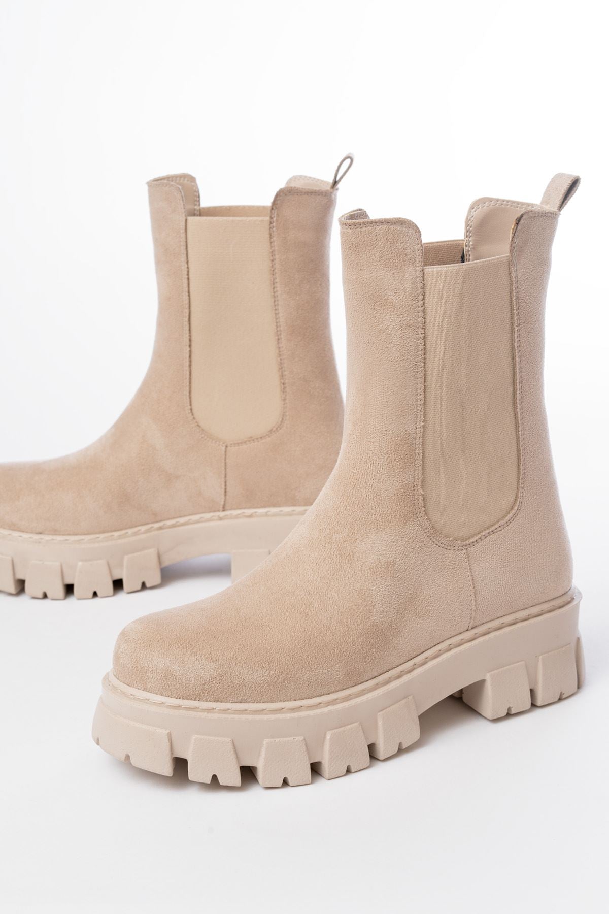 Ayakkabı Aşkı Bej Süet Yüksek Tabanlı Lastikli Günlük Kadın Bot