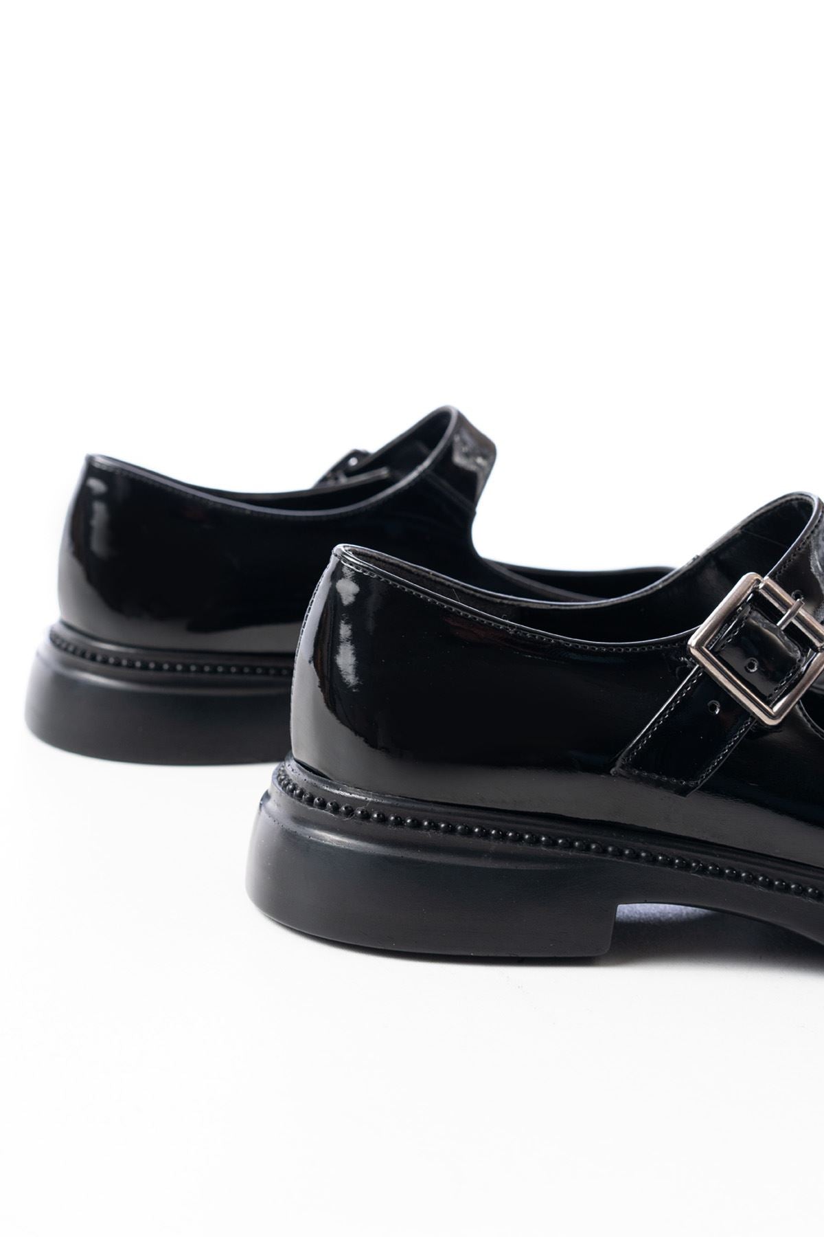 Ayakkabı Aşkı Siyah Rugan Günlük Bayan Ayakkabı