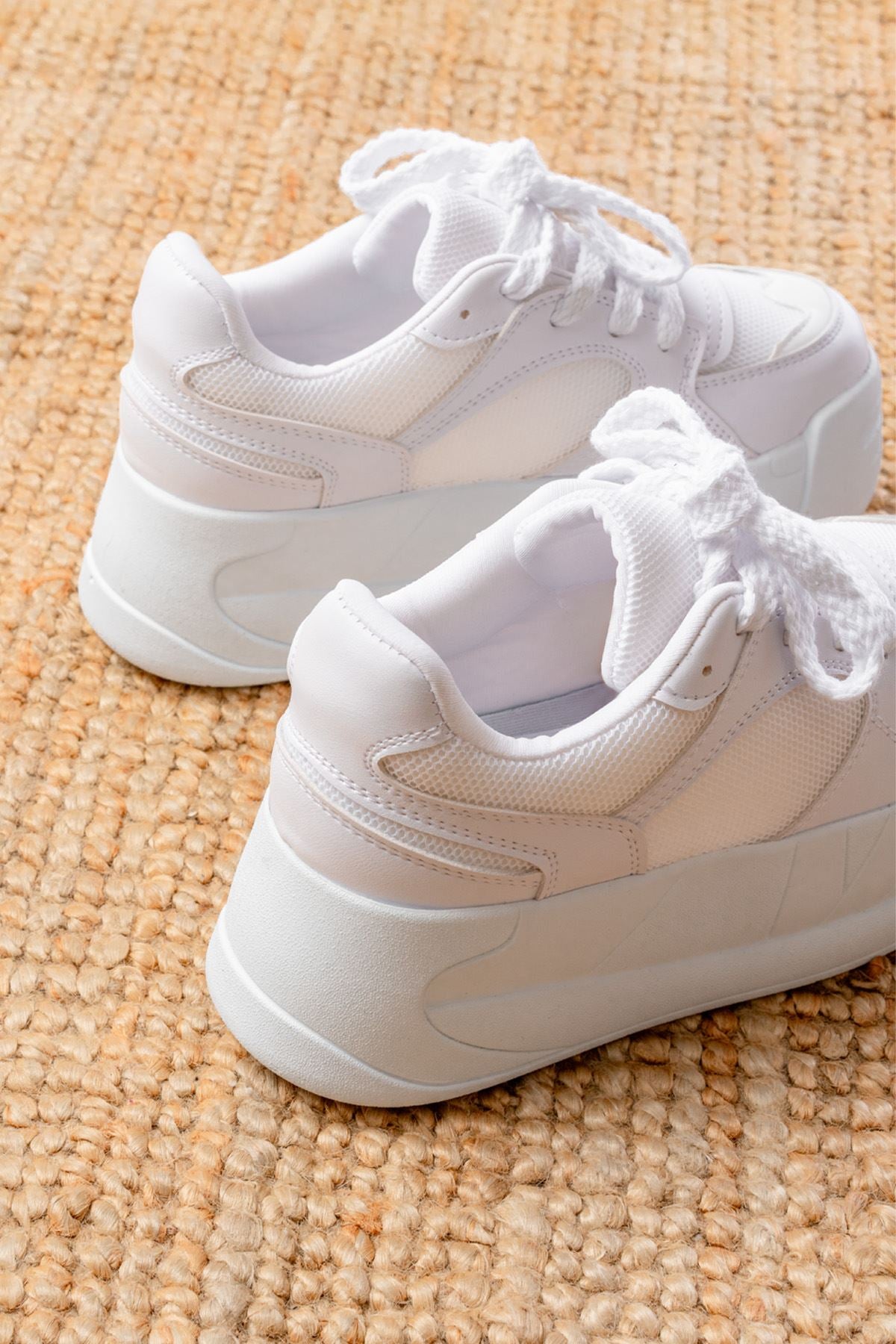 Ayakkabı Aşkı Beyaz Garni Bağcıklı Fileli Yüksek Taban Günlük Spor Ayakkabı