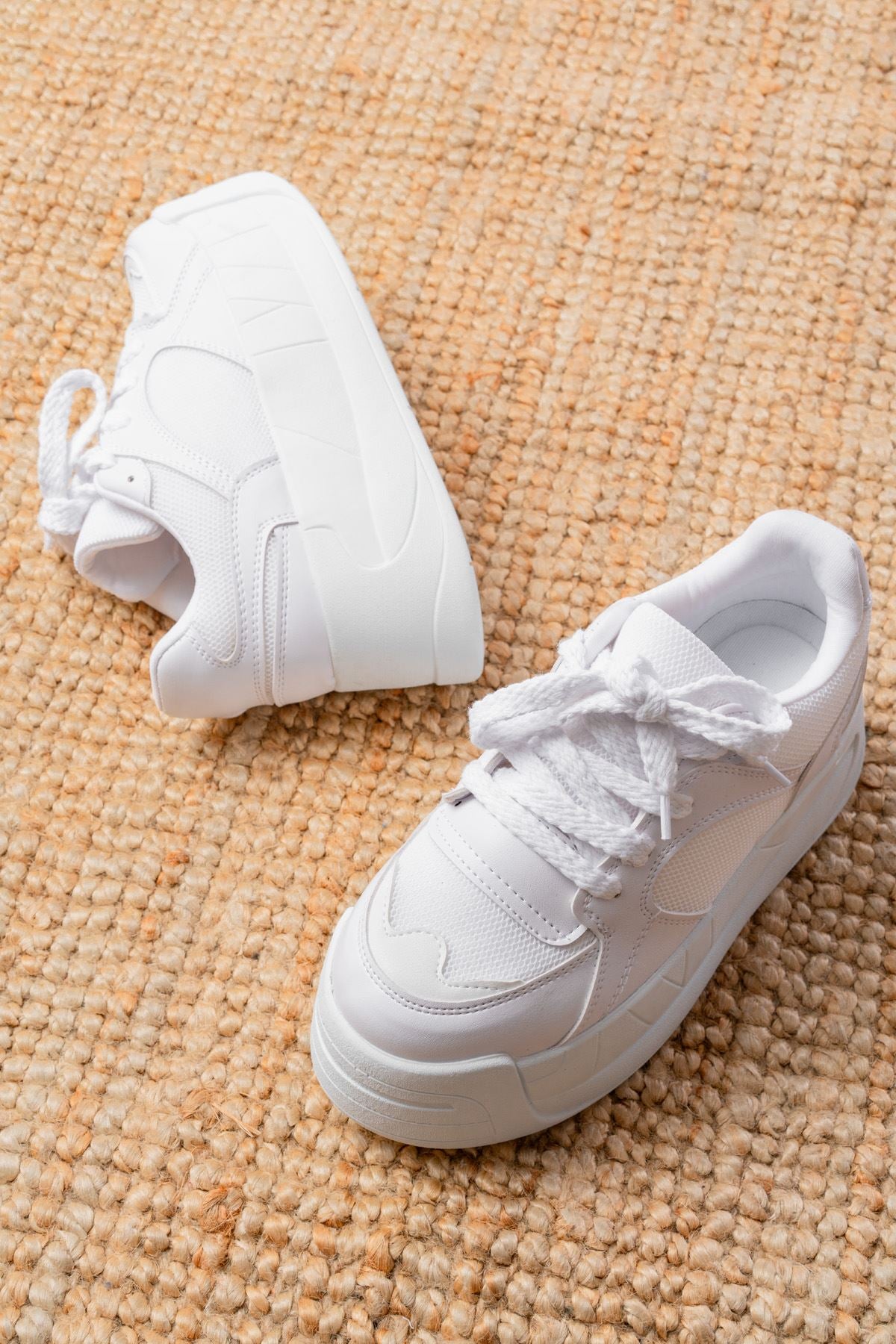 Ayakkabı Aşkı Beyaz Garni Bağcıklı Fileli Yüksek Taban Günlük Spor Ayakkabı