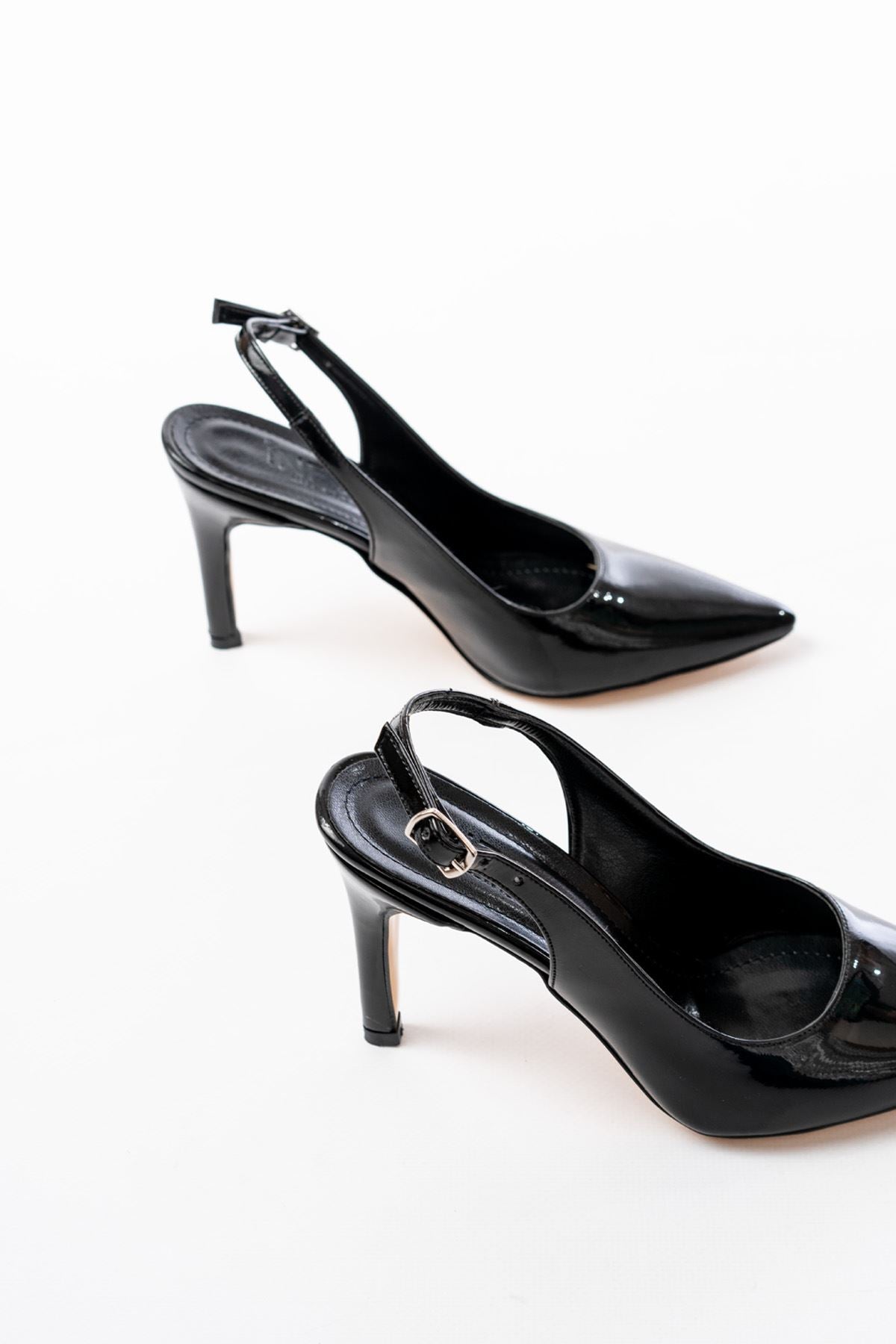 Ayakkabı Aşkı Siyah Rugan Günlük Arkası Açık 9 cm Topuklu Kadın Ayakkabı