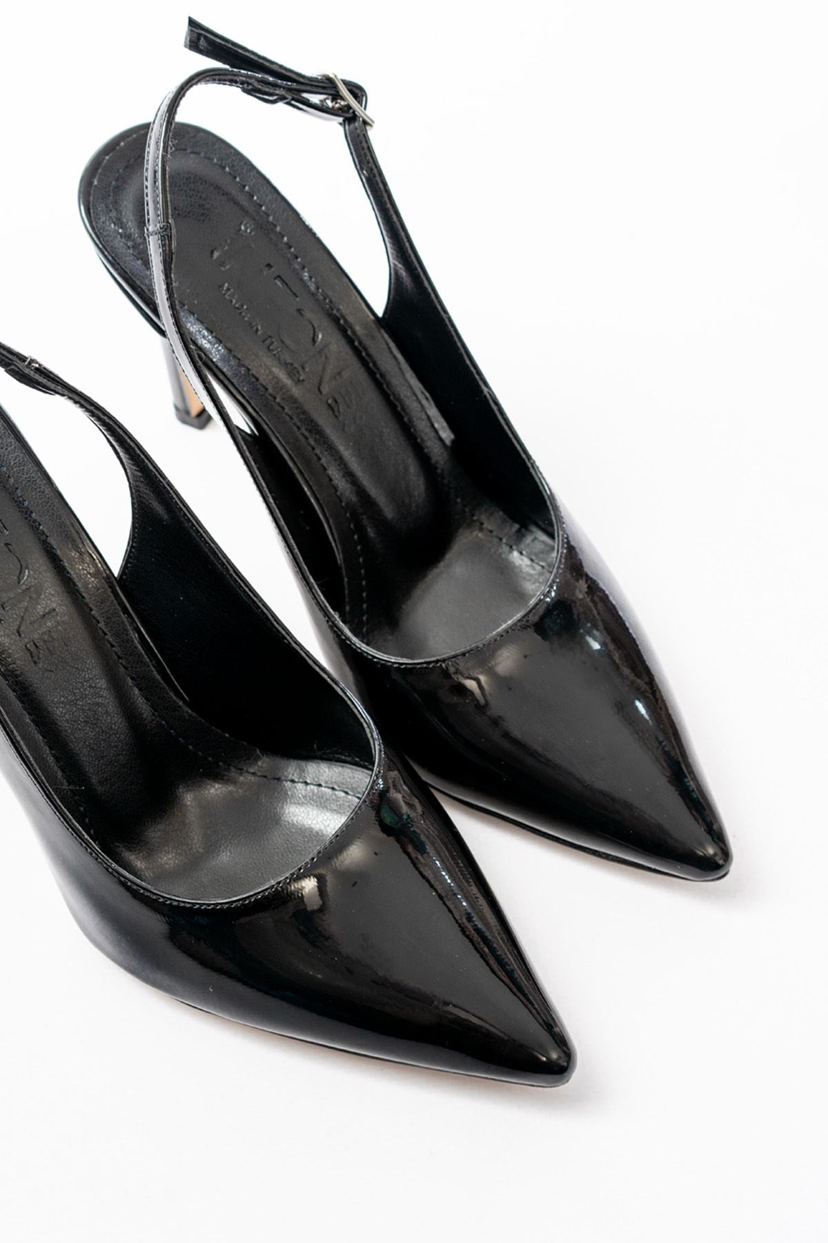 Ayakkabı Aşkı Siyah Rugan Günlük Arkası Açık 9 cm Topuklu Kadın Ayakkabı