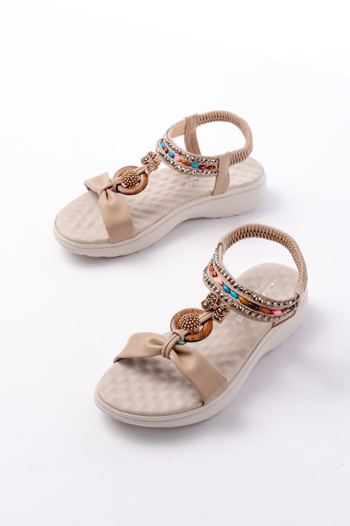 Ayakkabı Aşkı Bej Taşlı Arka Lastikli Günlük Kadın Sandalet