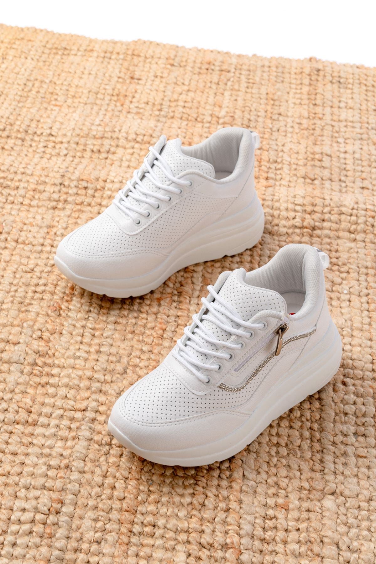 Ayakkabı Aşkı Beyaz Bağcıklı Fermuarlı Taş Aksesuarlı Mevsimlik Spor Ayakkabı