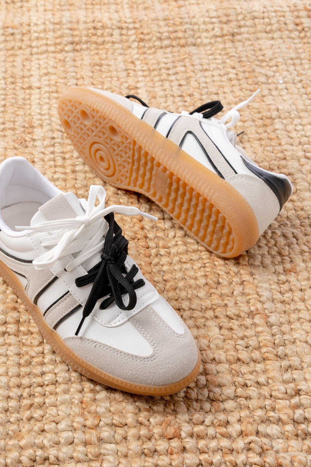 Ayakkabı Aşkı Beyaz Garni Bağcıklı Termo Taban Günlük Kadın Spor