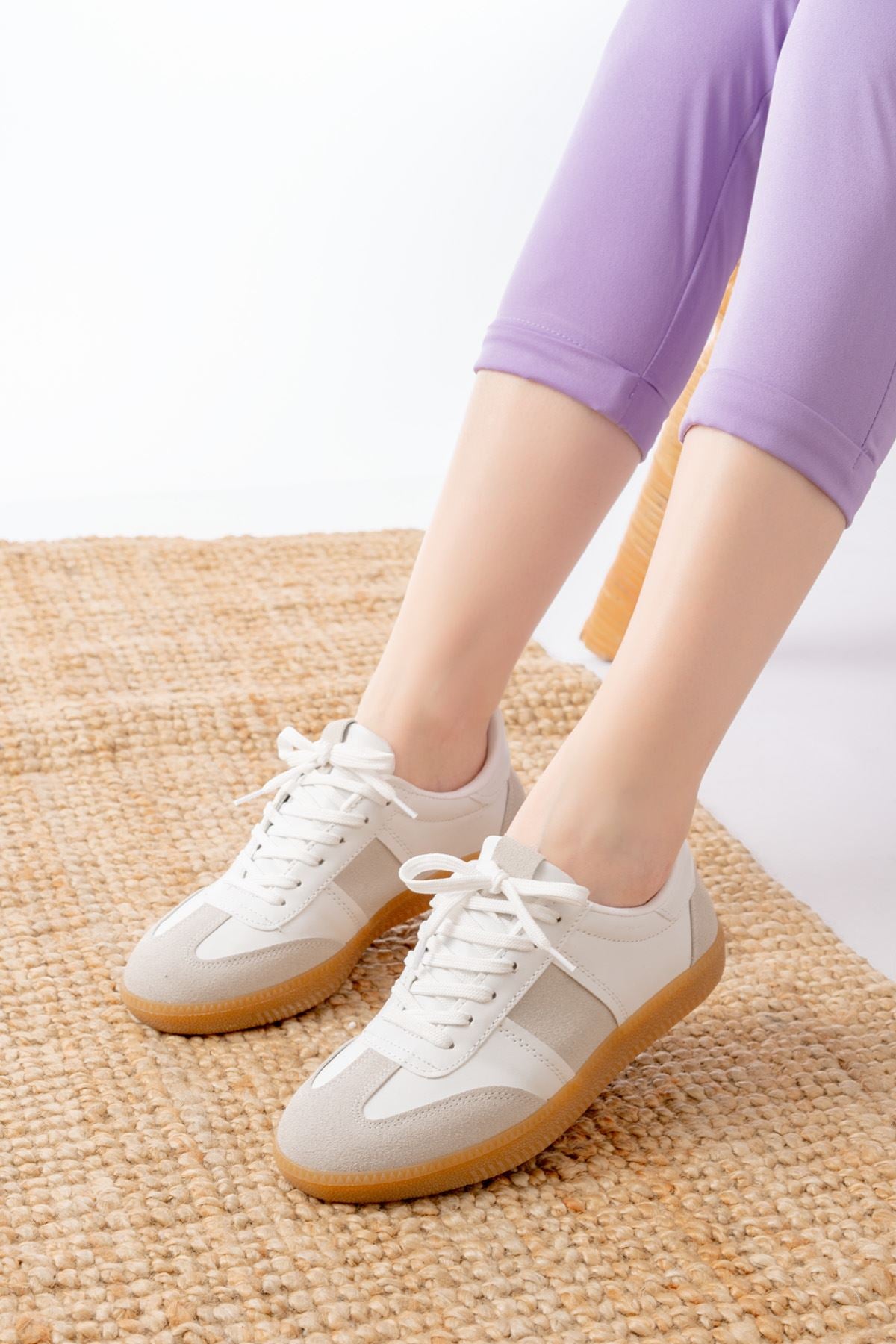 M-6006 Beyaz Garni  Bağcıklı Termo Taban Günlük Kadın Spor - Beyaz