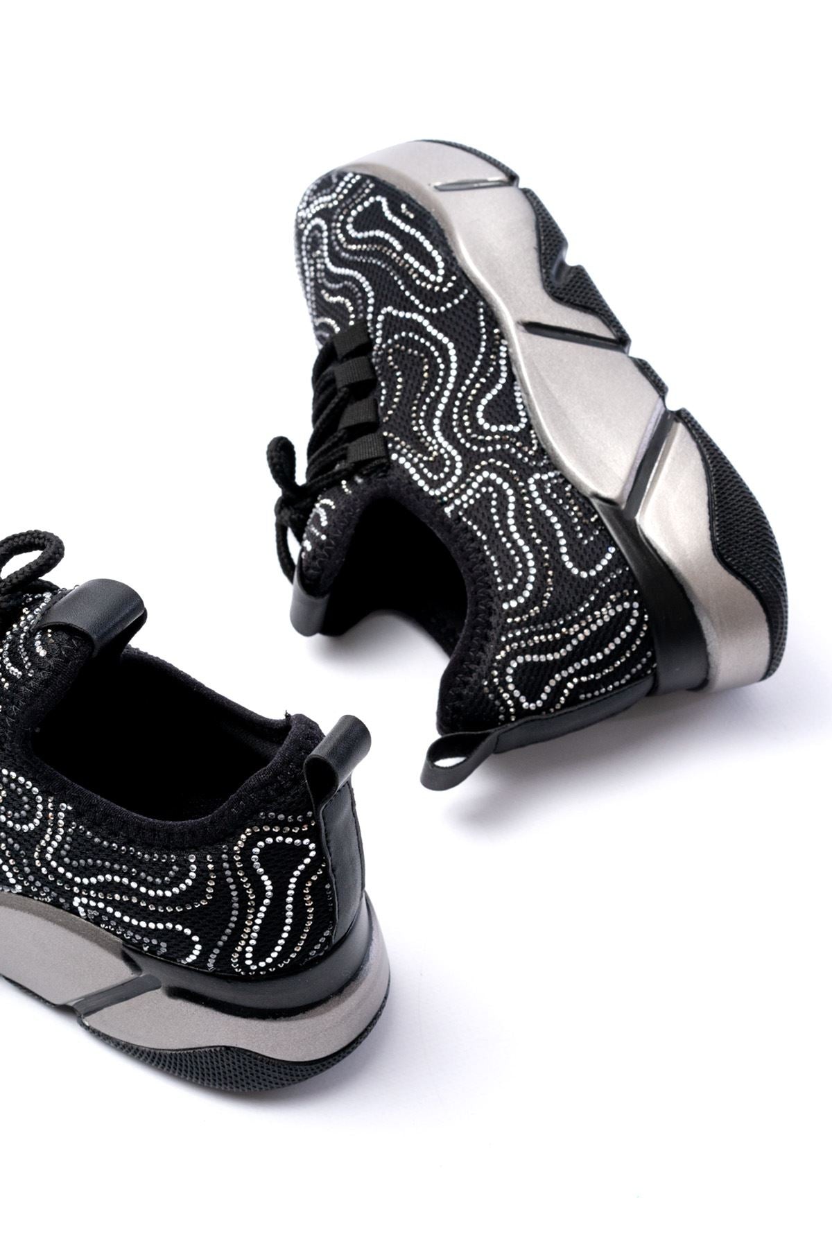 Ayakkabı Aşkı Siyah Bağcıklı Fileli Taşlı Platin Taban Günlük Kadın Spor