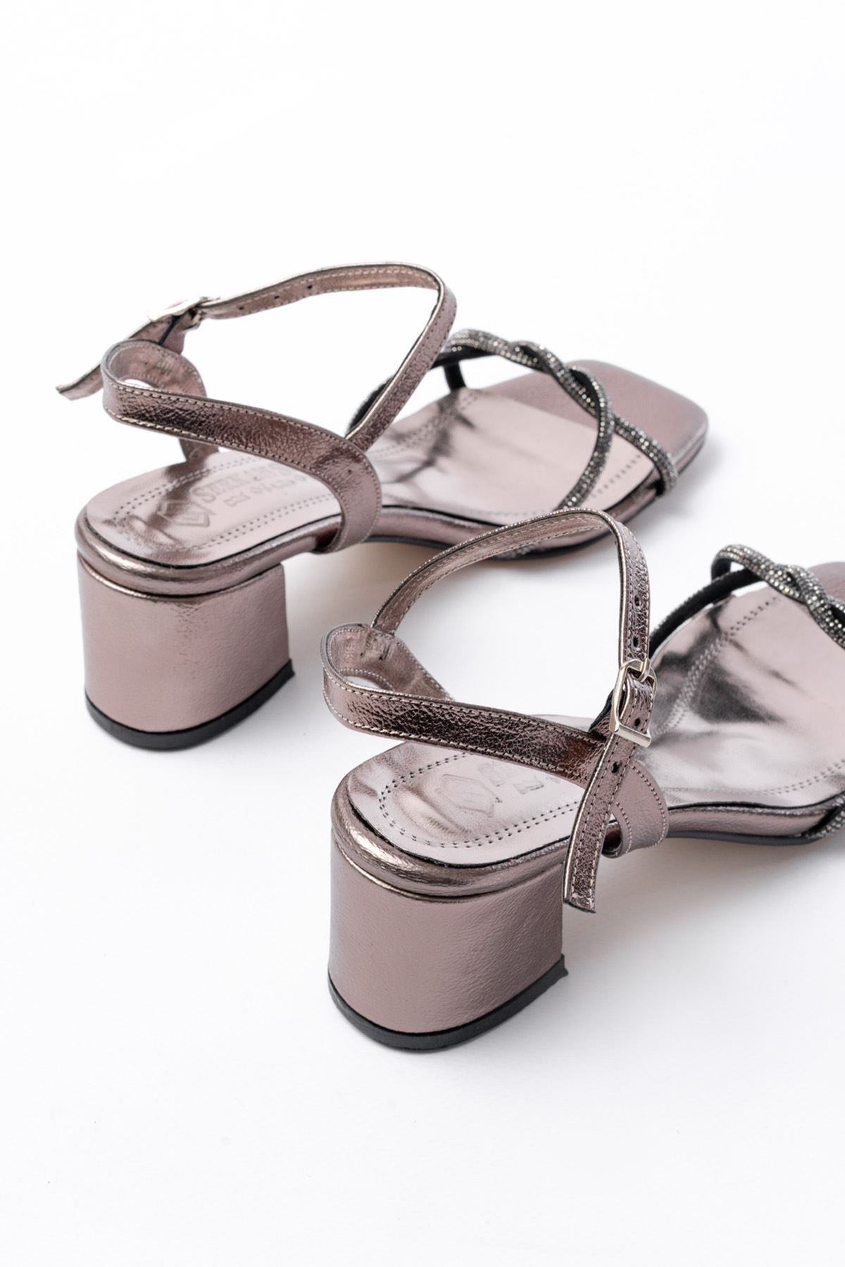 Ayakkabı Aşkı Kadın Platin İnce Sarmal Bantlı Topuklu Ayakkabı