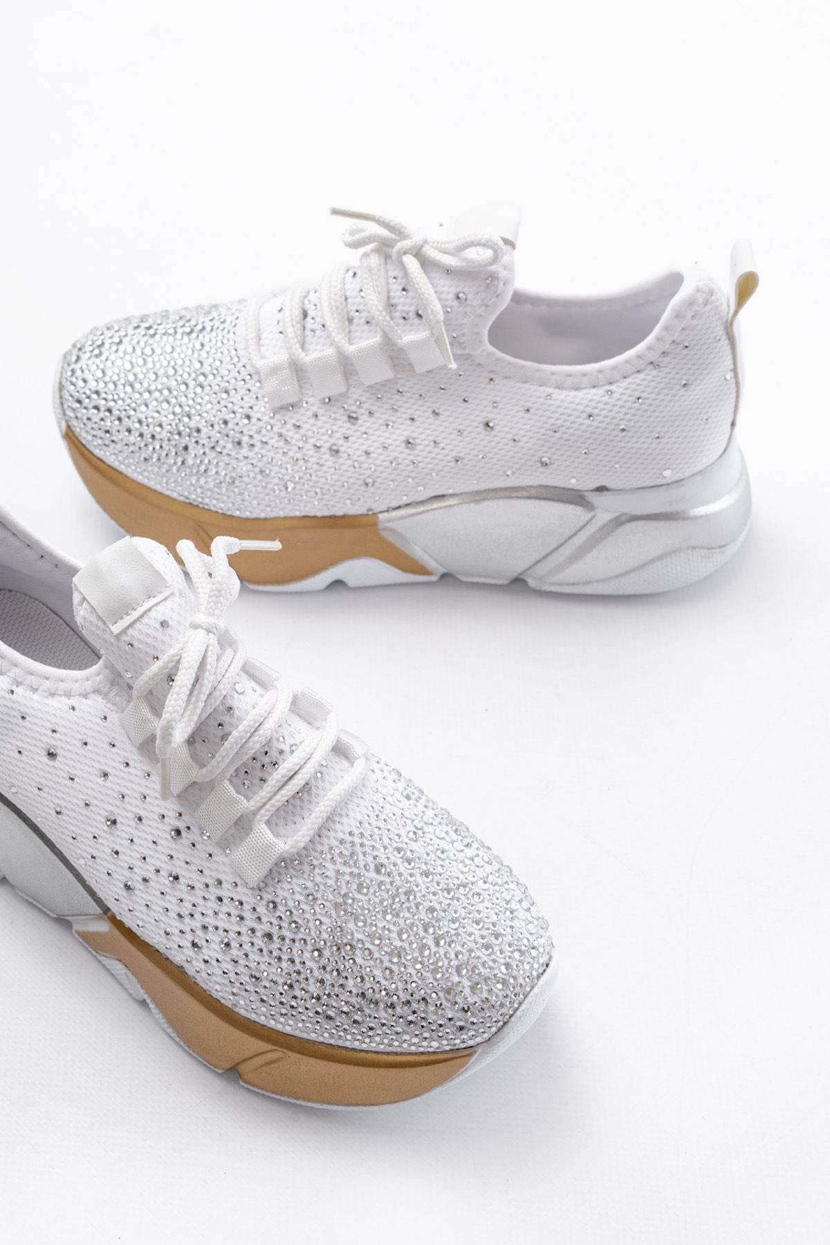 Ayakkabı Aşkı Beyaz Bağcıklı Fileli Gümüş Taşlı Günlük Kadın Spor