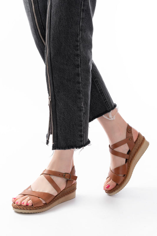 Ayakkabı Aşkı Taba Çapraz Hakiki Deri Dolgu Topuklu Günlük Kadın Sandalet