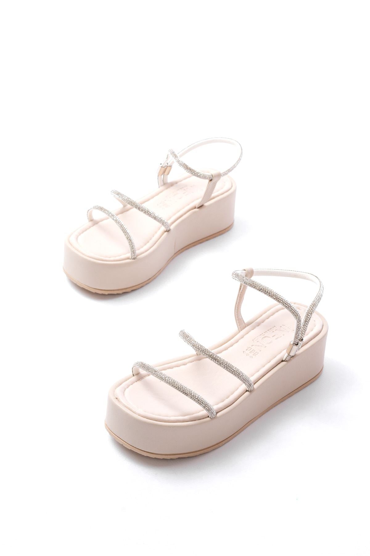 Ayakkabı Aşkı Bej Gümüş Taşlı Dolgu Topuklu Kadın Sandalet