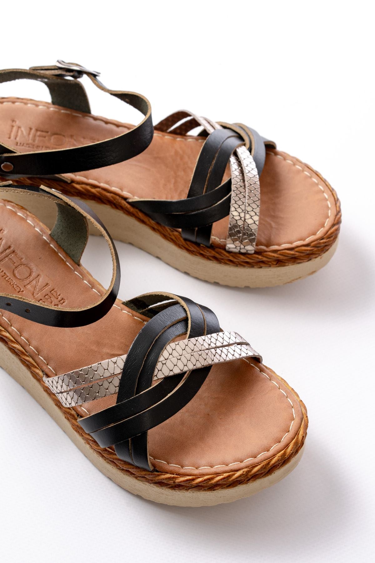 Ayakkabı Aşkı Siyah Ayna Hakiki Deri Ortopedik Taban Kadın Sandalet