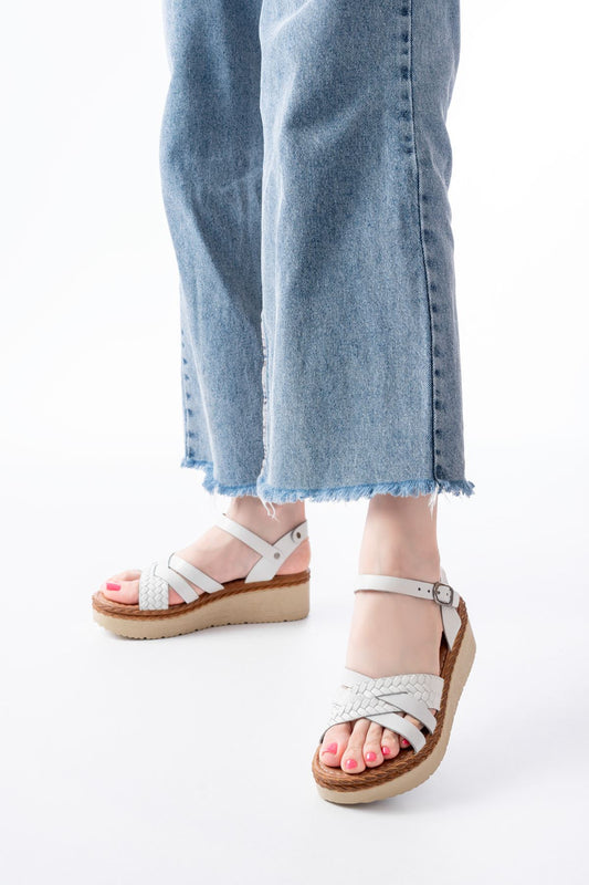 730-138 Beyaz Örgü Hakiki Deri Ortopedik Taban Kadın Sandalet - Beyaz