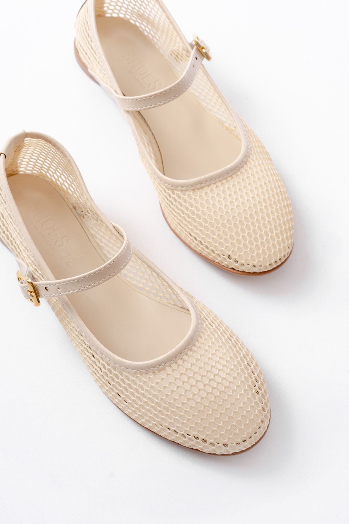 Ayakkabı Aşkı 6325 Bej Fileli Baret Toka Detaylı Günlük Kadın Babet