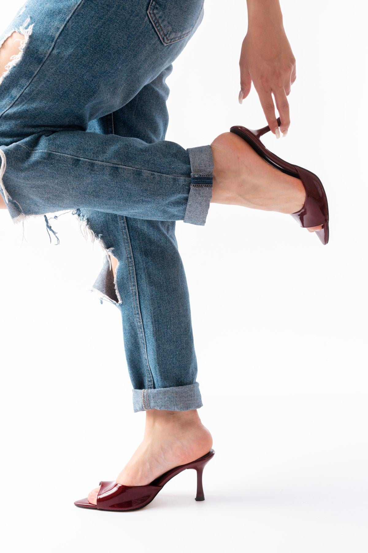 716 Bordo Rugan Sivri Burunlu Topuklu Kadın Terlik - Bordo Rugan