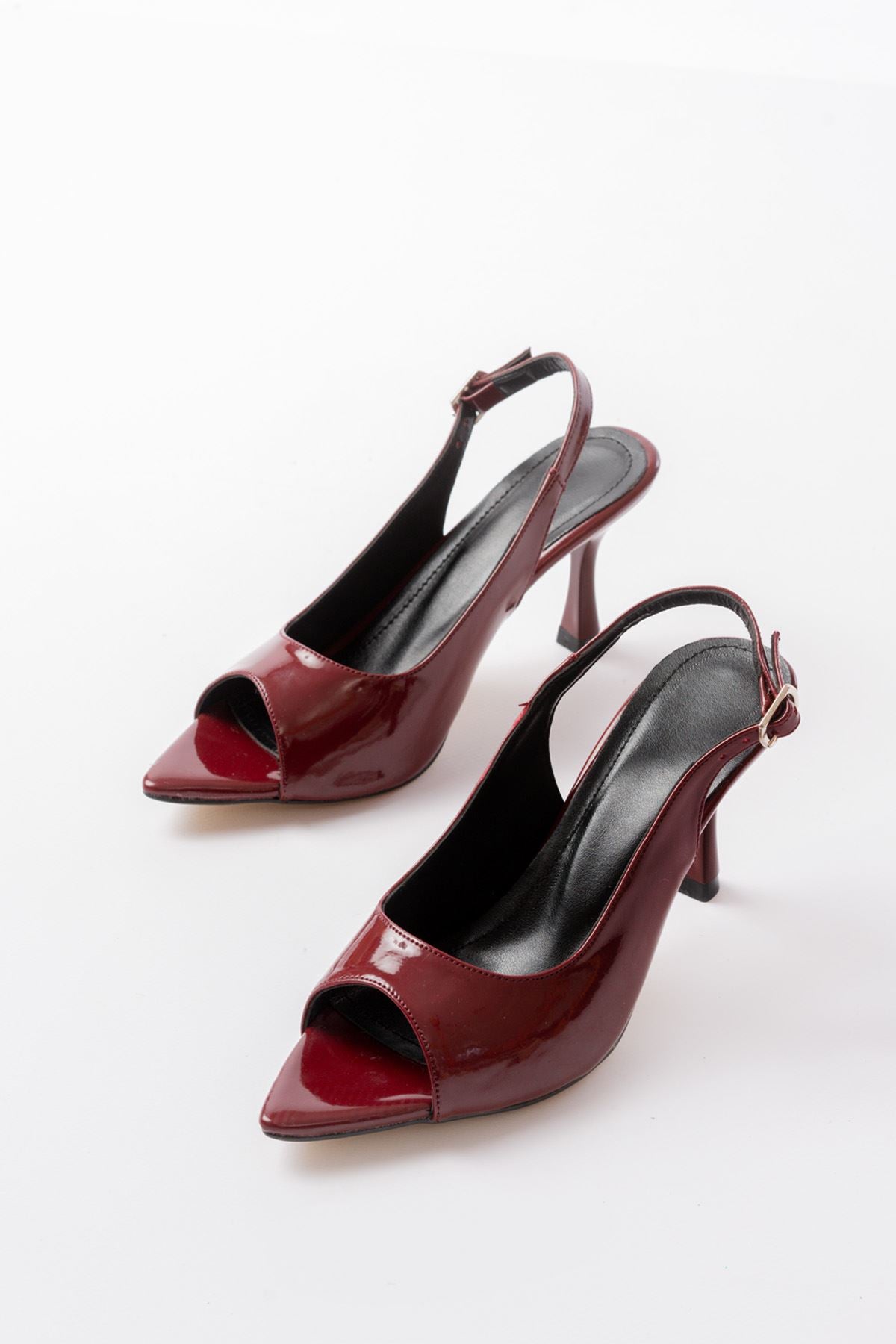 Ayakkabı Aşkı 717 Bordo Rugan Sivri Burunlu Topuklu Kadın Sandalet
