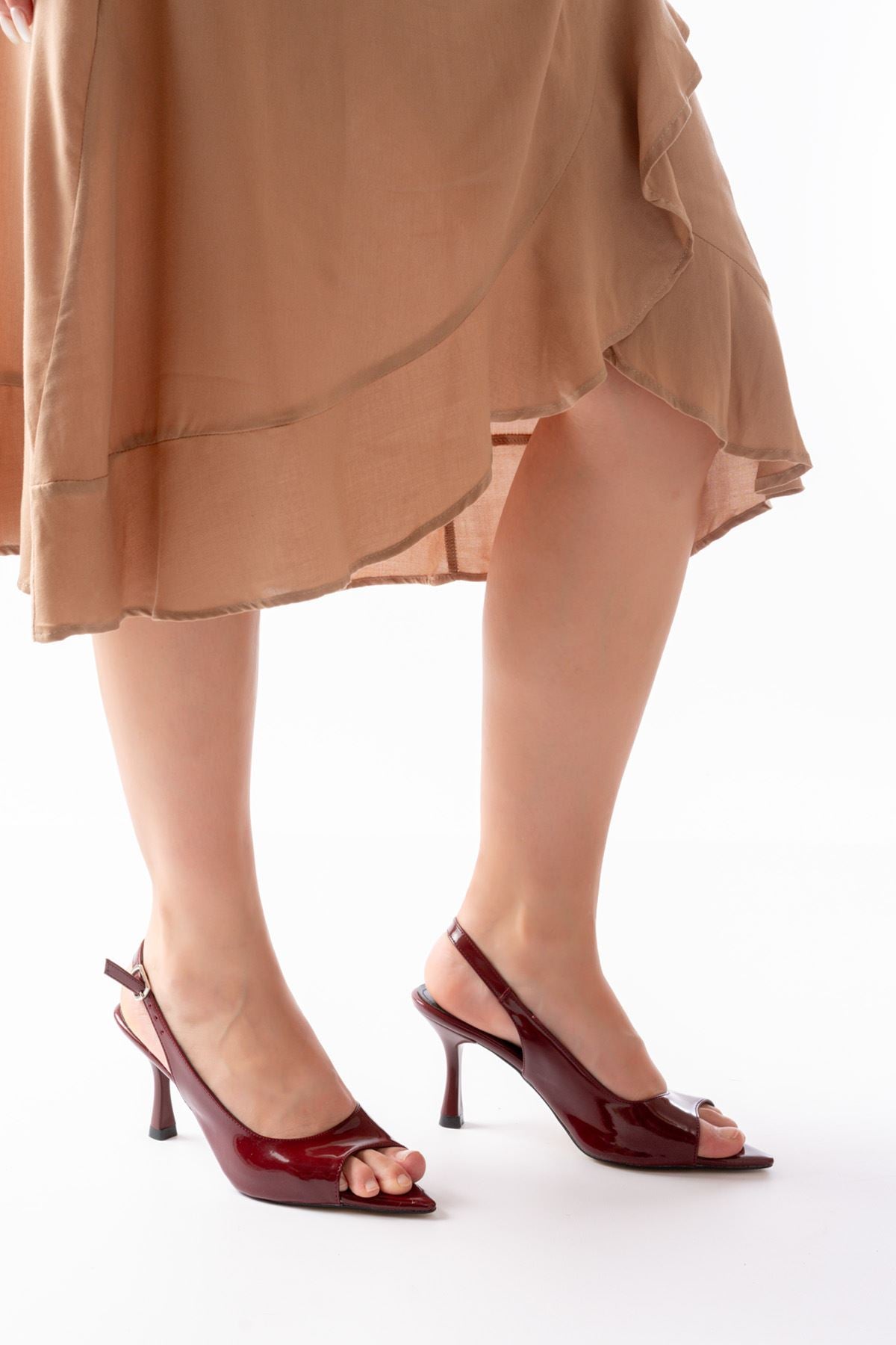 Ayakkabı Aşkı 717 Bordo Rugan Sivri Burunlu Topuklu Kadın Sandalet