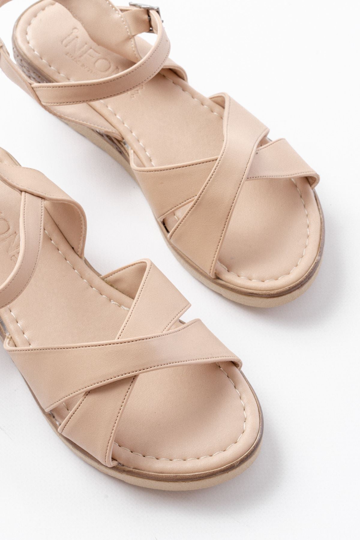 Ayakkabı Aşkı Nut Ortopedik Taban Çapraz Tokalı Kadın Sandalet