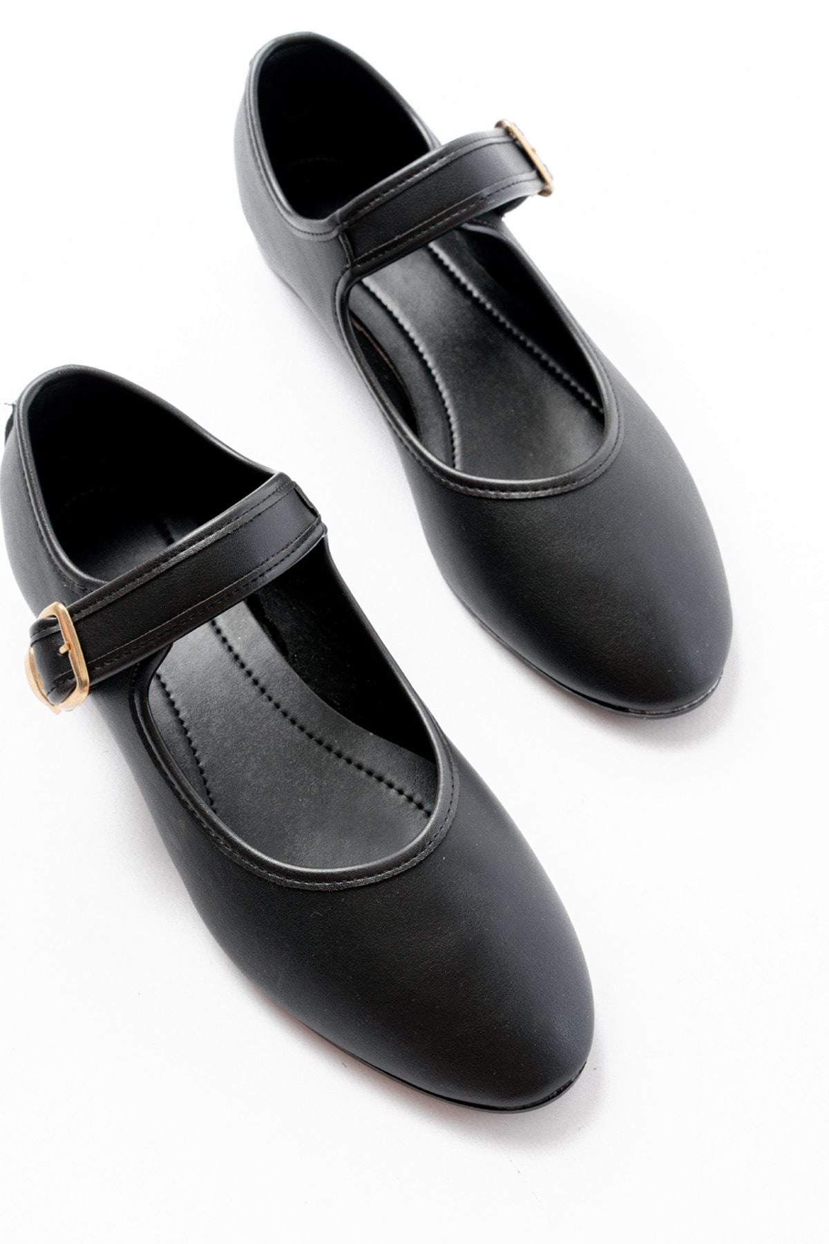 Ayakkabı Aşkı 2606 Siyah Baretli Günlük Bayan Ayakkabı