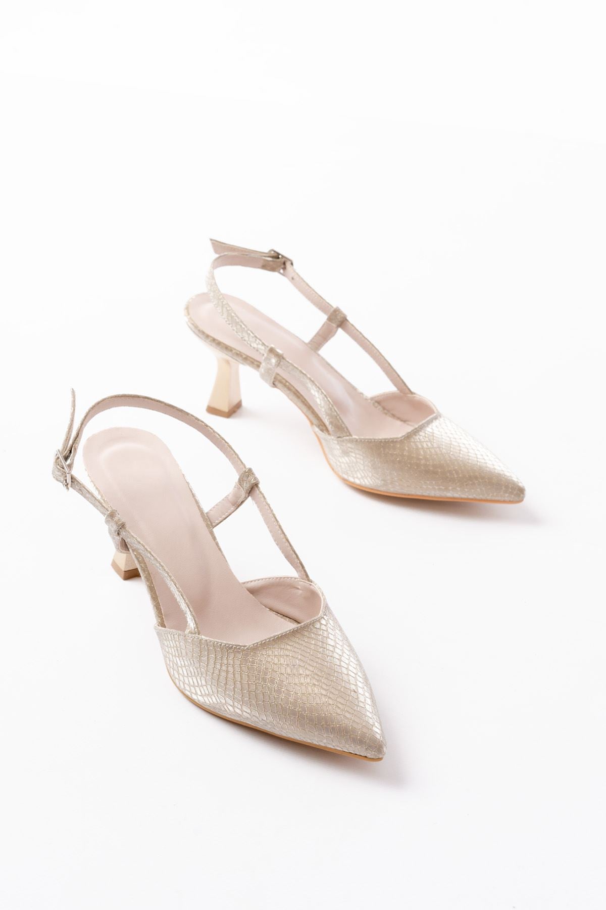 Ayakkabı Aşkı 725 Gold Pul Desenli Sivri Burunlu Topuklu Kadın Ayakkabı