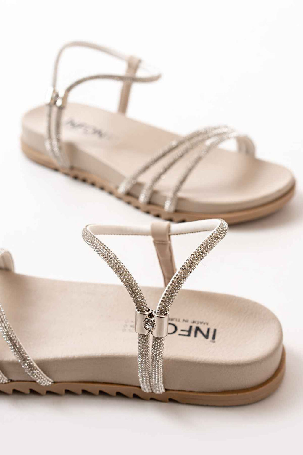 Ayakkabı Aşkı 1001-1100 Bej Gümüş Taşlı Günlük Kadın Sandalet