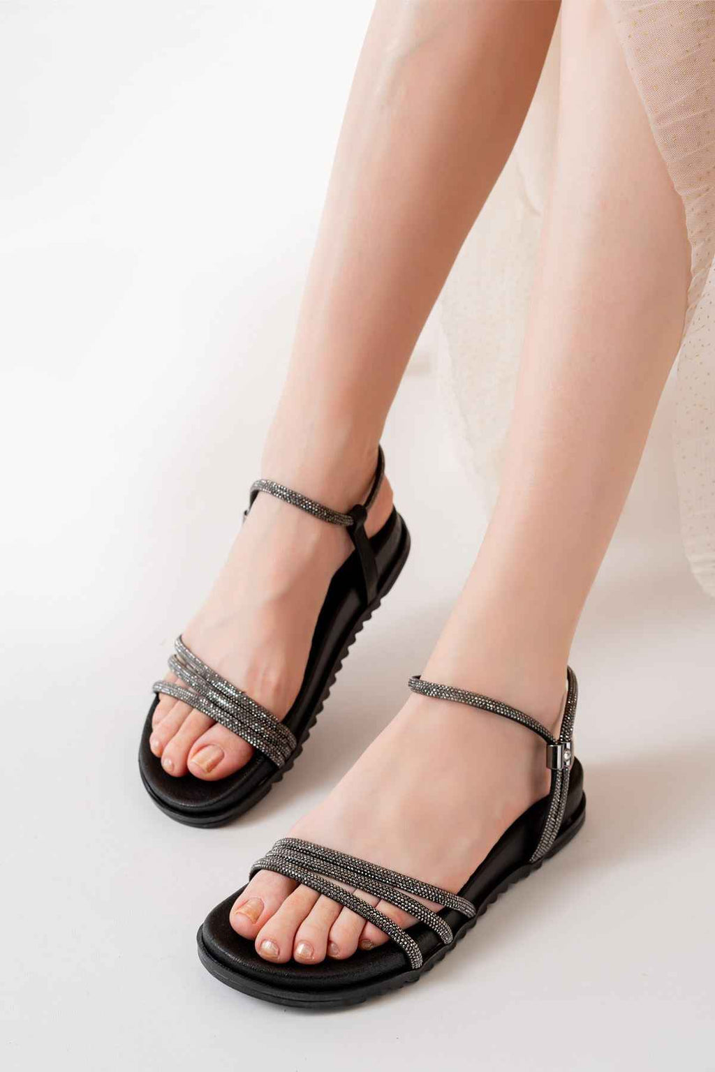 Ayakkabı Aşkı 1001-1100 Siyah Platin Taşlı Günlük Kadın Sandalet