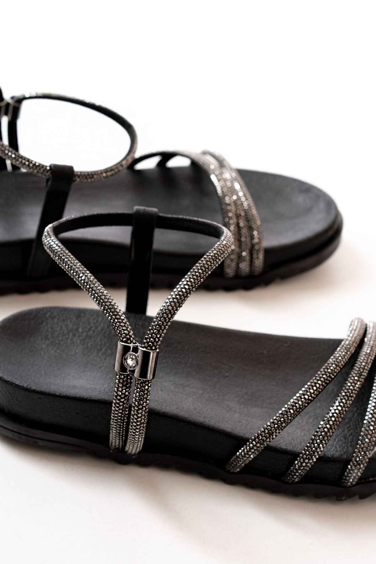 Ayakkabı Aşkı 1001-1100 Siyah Platin Taşlı Günlük Kadın Sandalet