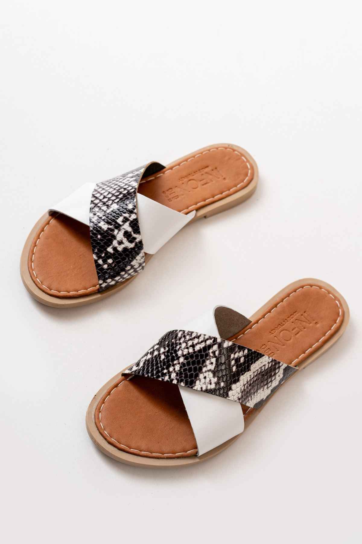 Ayakkabı Aşkı 169-076 Beyaz Ortopedik Hakiki Deri Çapraz Bantlı Kadın Terlik