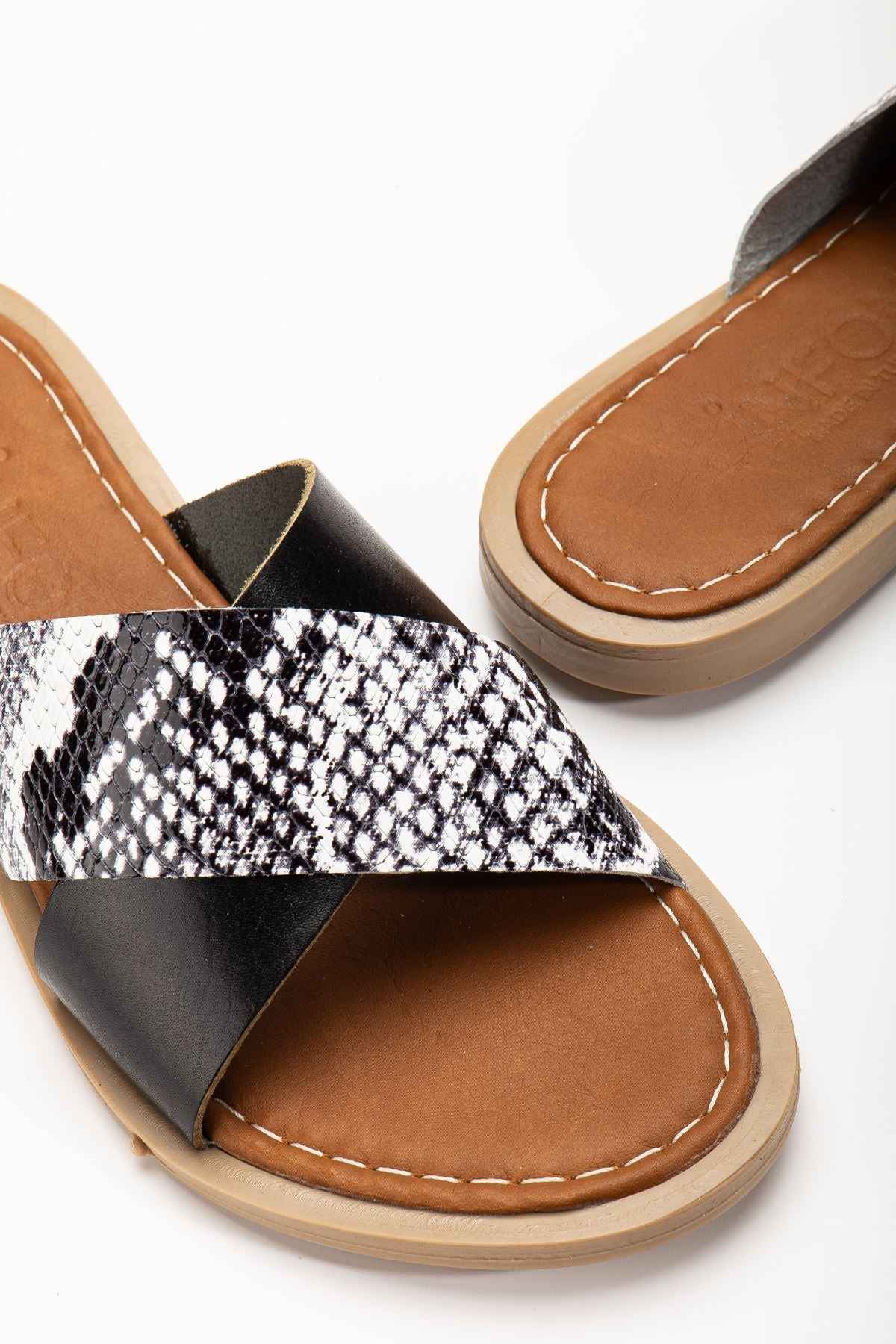 Ayakkabı Aşkı 169-076 Siyah Ortopedik Hakiki Deri Çapraz Bantlı Kadın Terlik