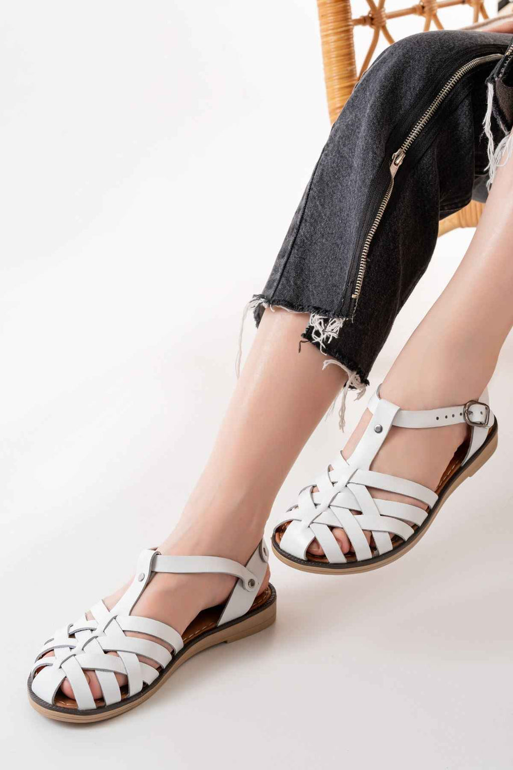 Ayakkabı Aşkı 205-02 Beyaz Ortopedik Hakiki Deri Kadın Sandalet